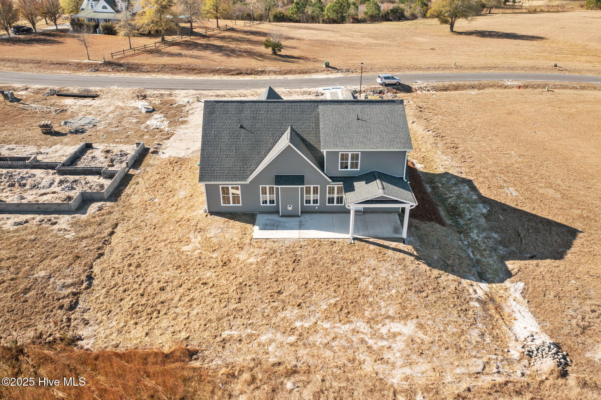 100520397 | Photo 39