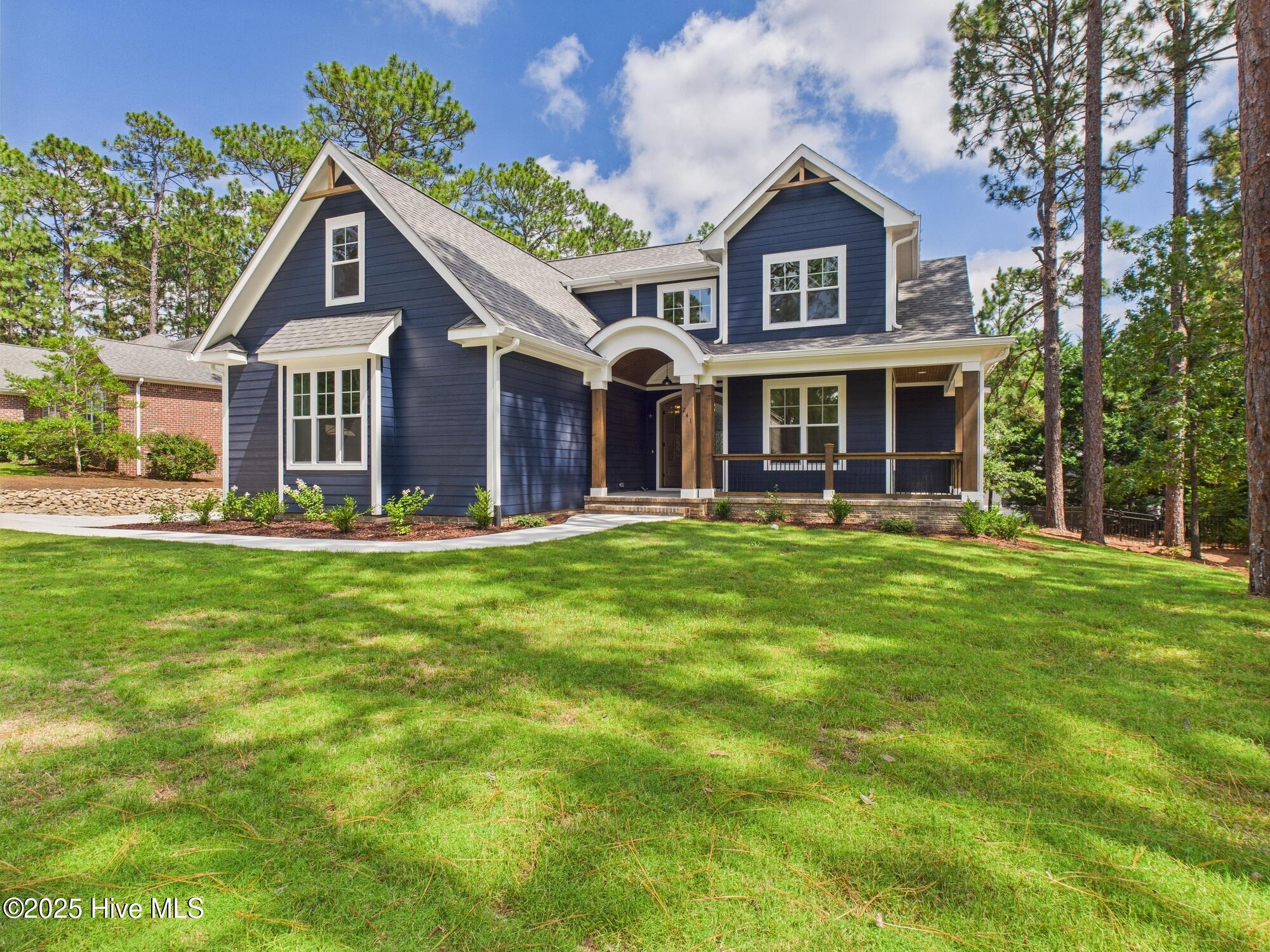 CAM04094G0-PR0052-STILL002