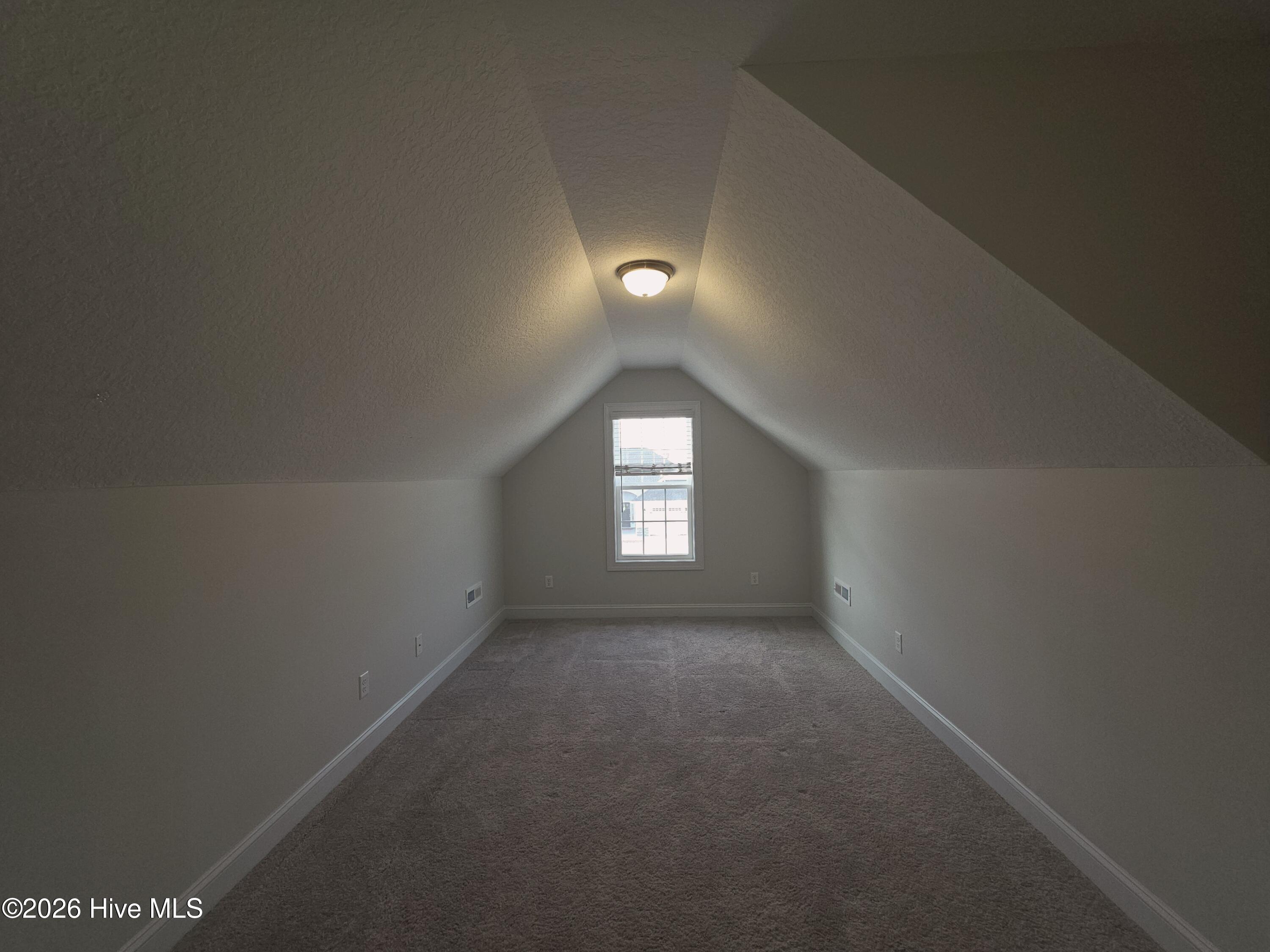 100544481 | Photo 25