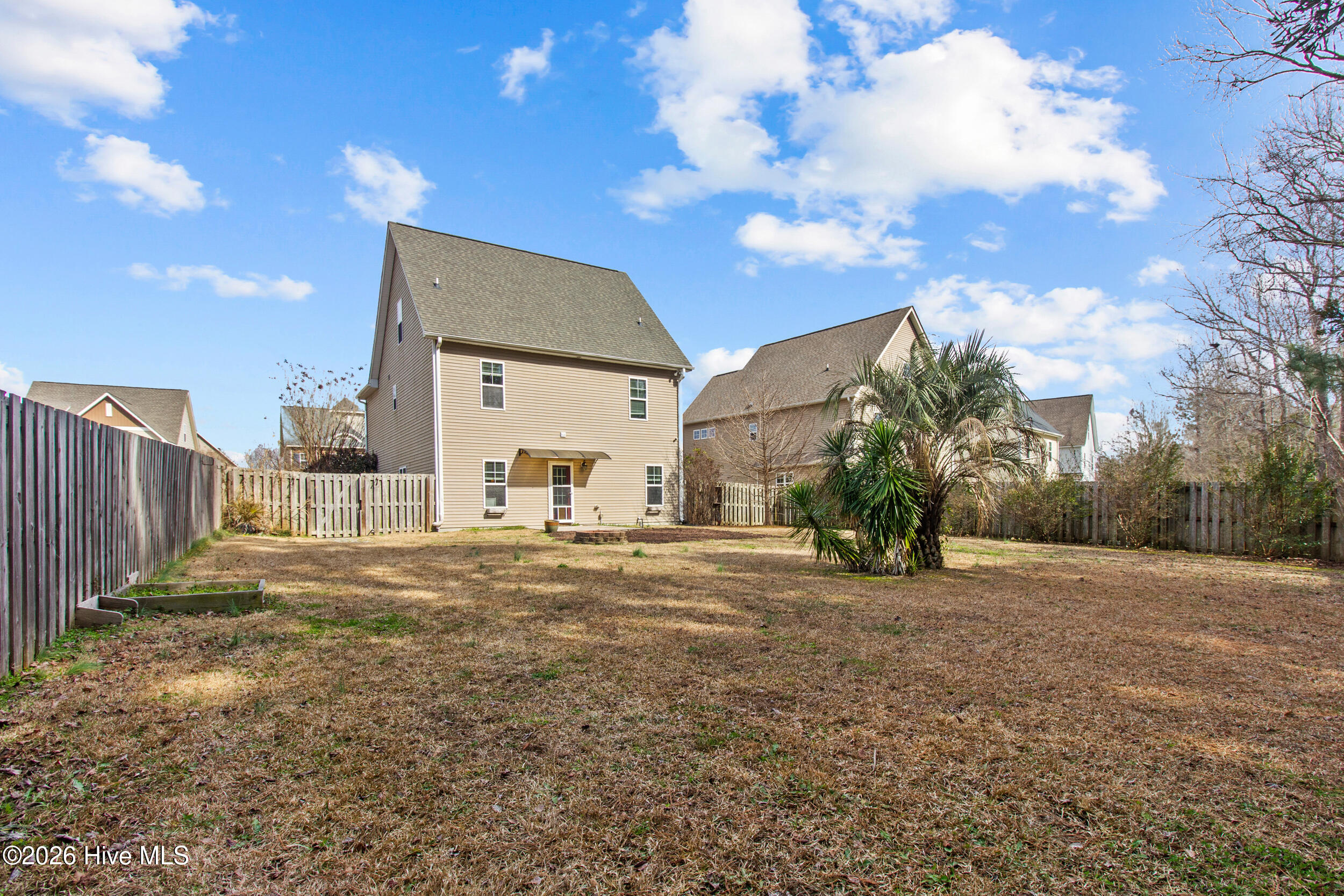 100554579 | Photo 39