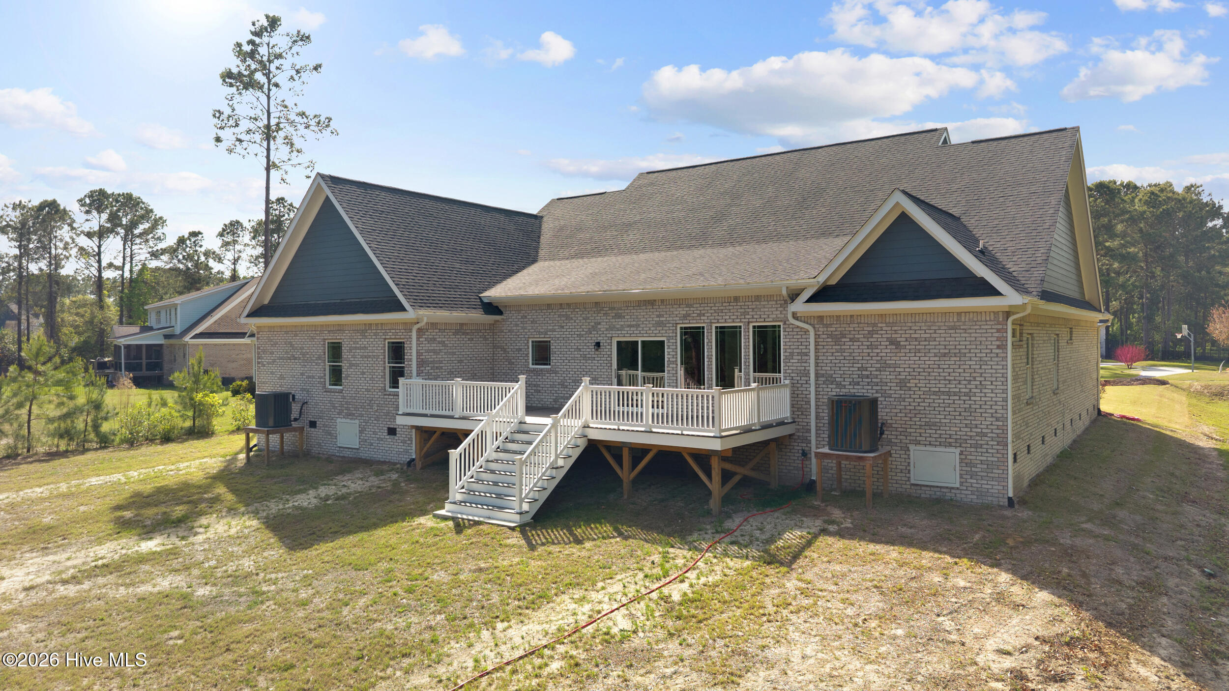 100566568 | Photo 54