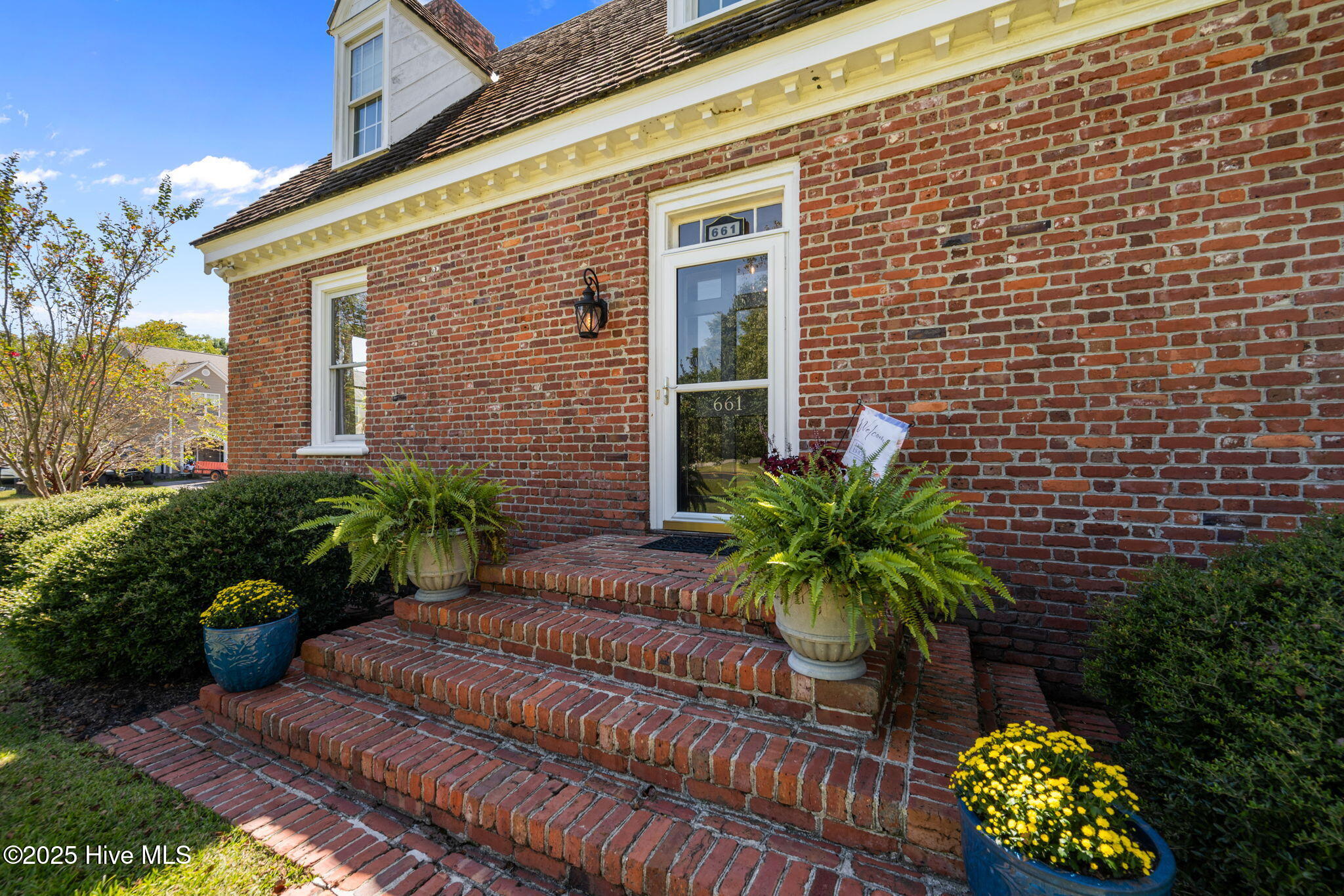 Homes for sale in Swansboro, NC | 661 Main Street Ext, Swansboro, NC 28584 | MLS# 100532379