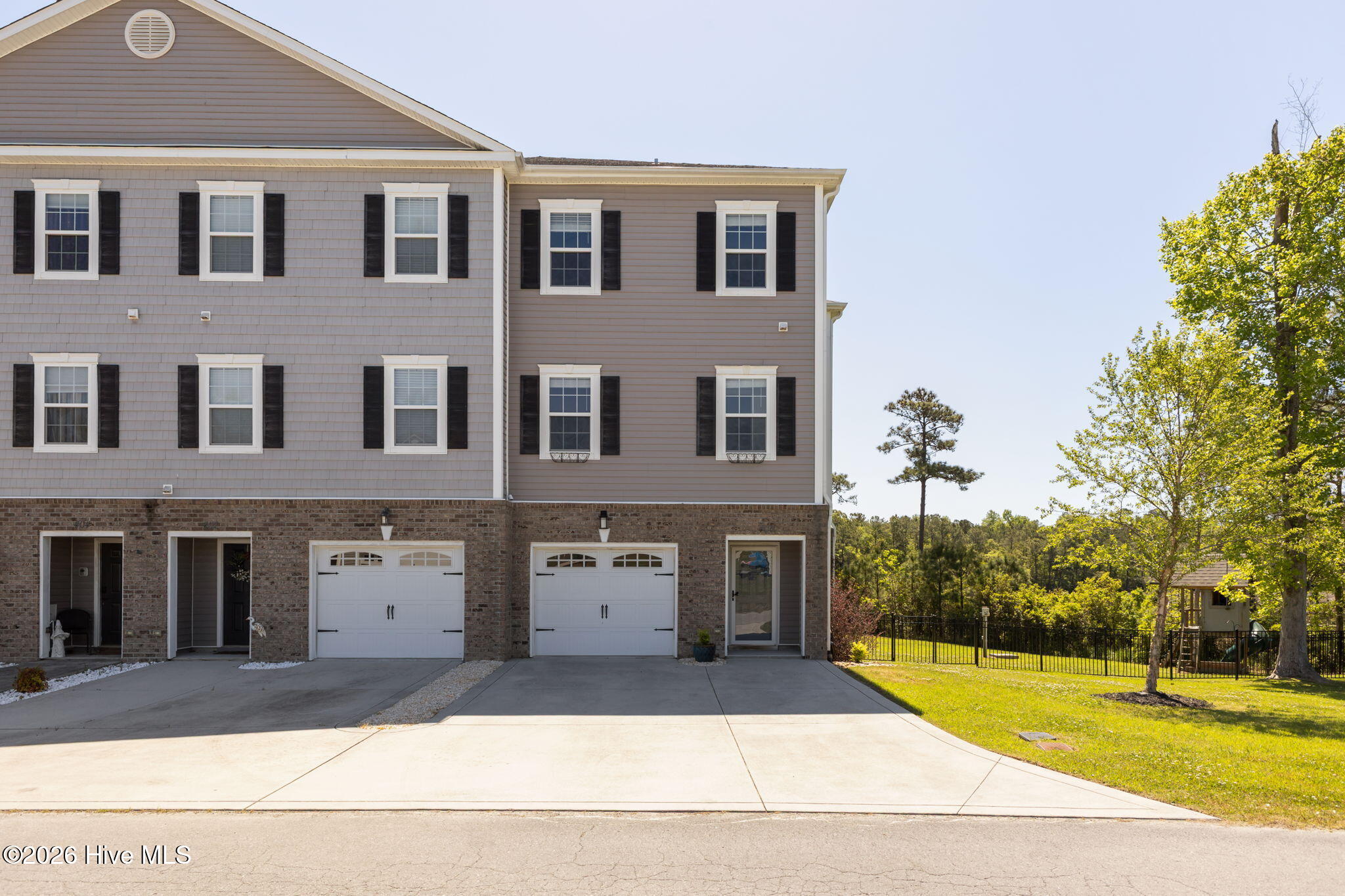 400 Garland Shores Drive,Hubert
