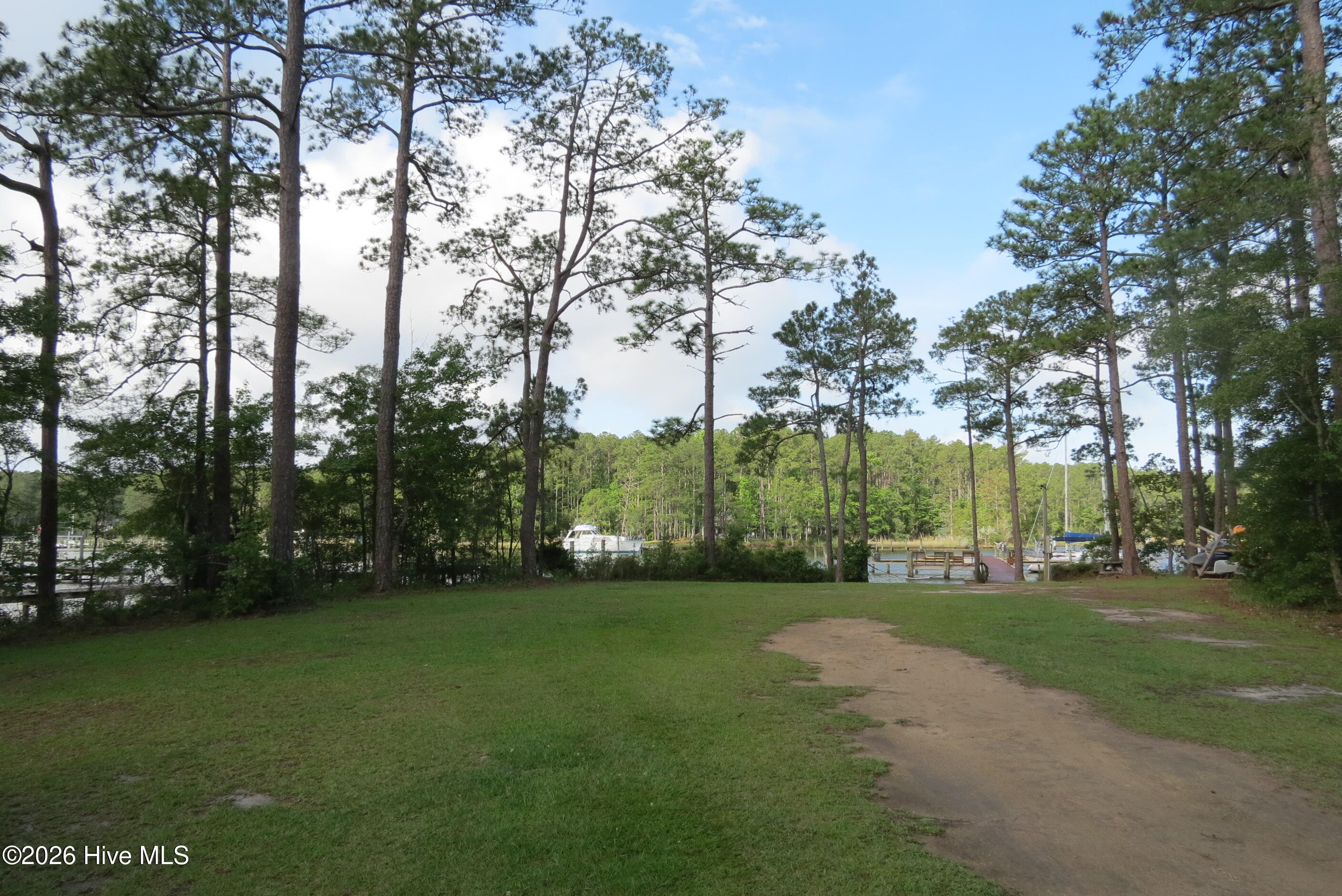 20 19 Teal Road,Merritt