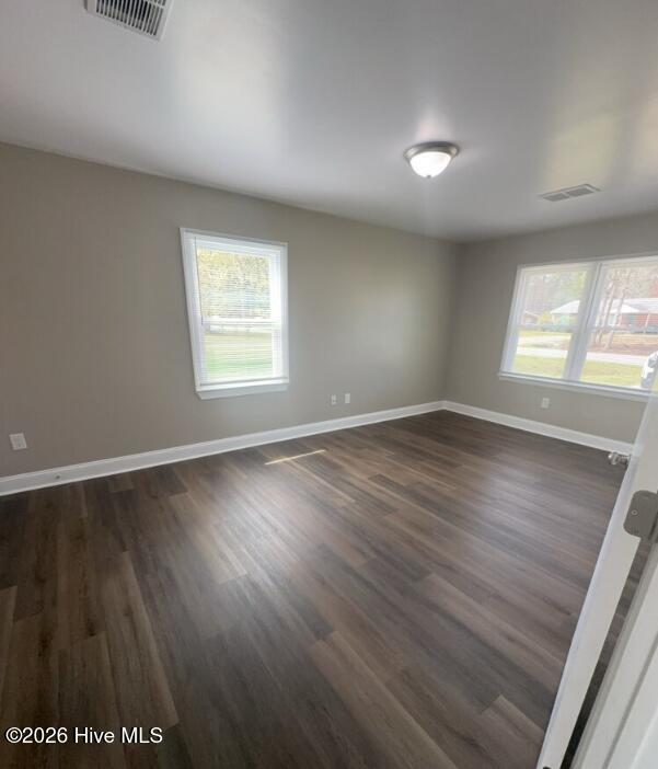 100559296 | Photo 11