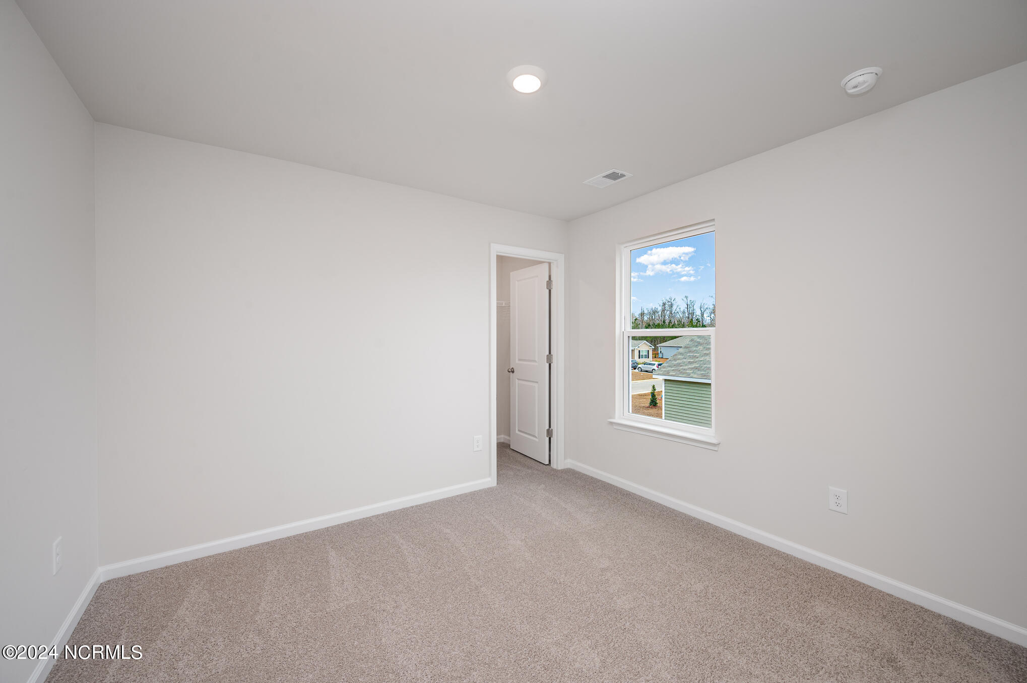 100538252 | Photo 21