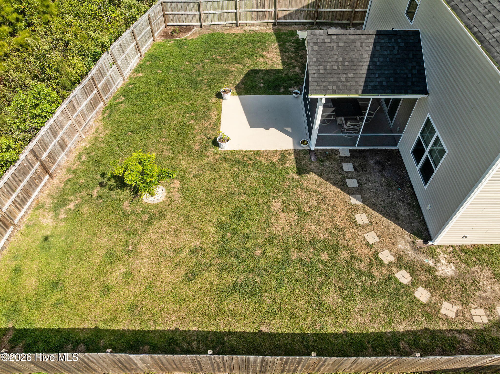 100567442 | Photo 45