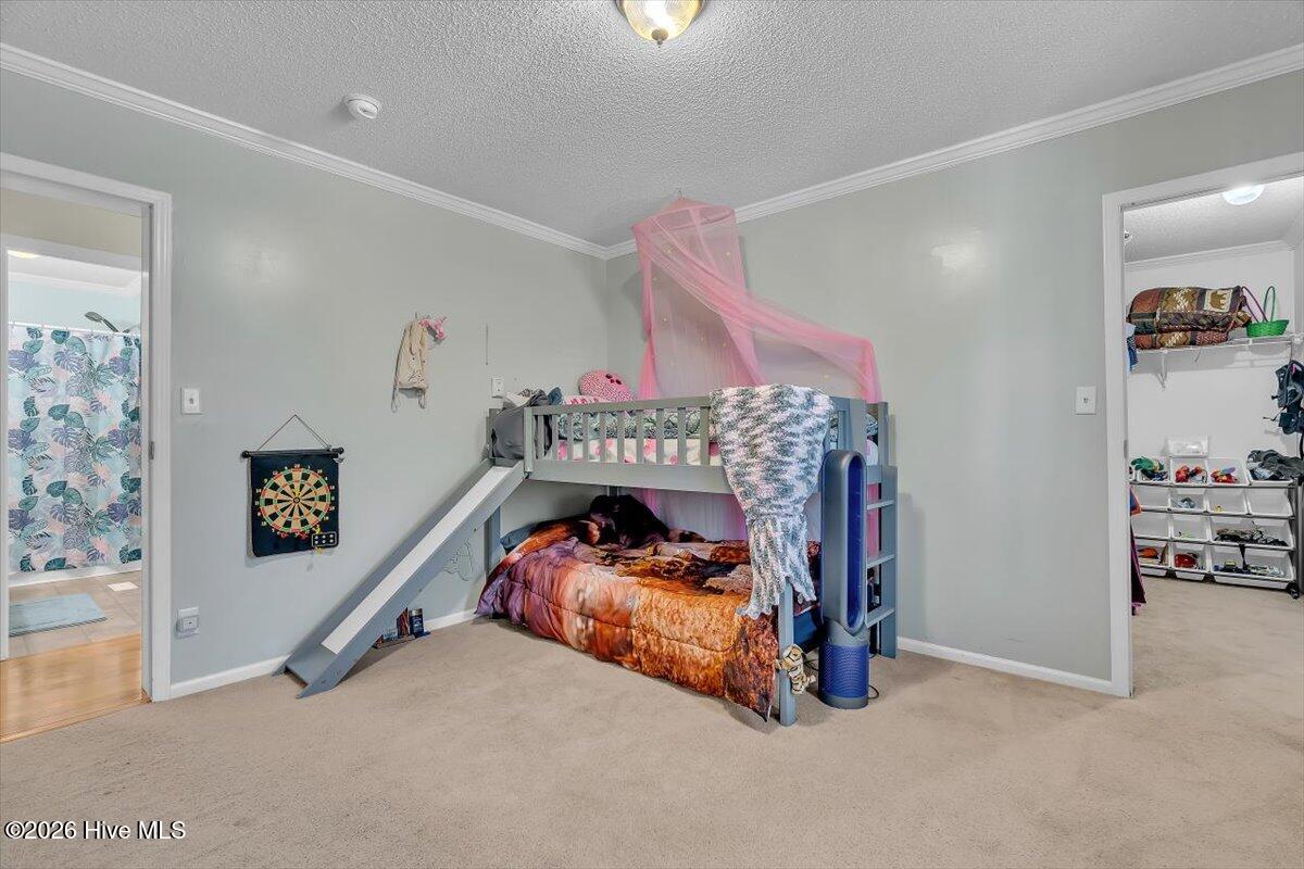 100549997 | Photo 42