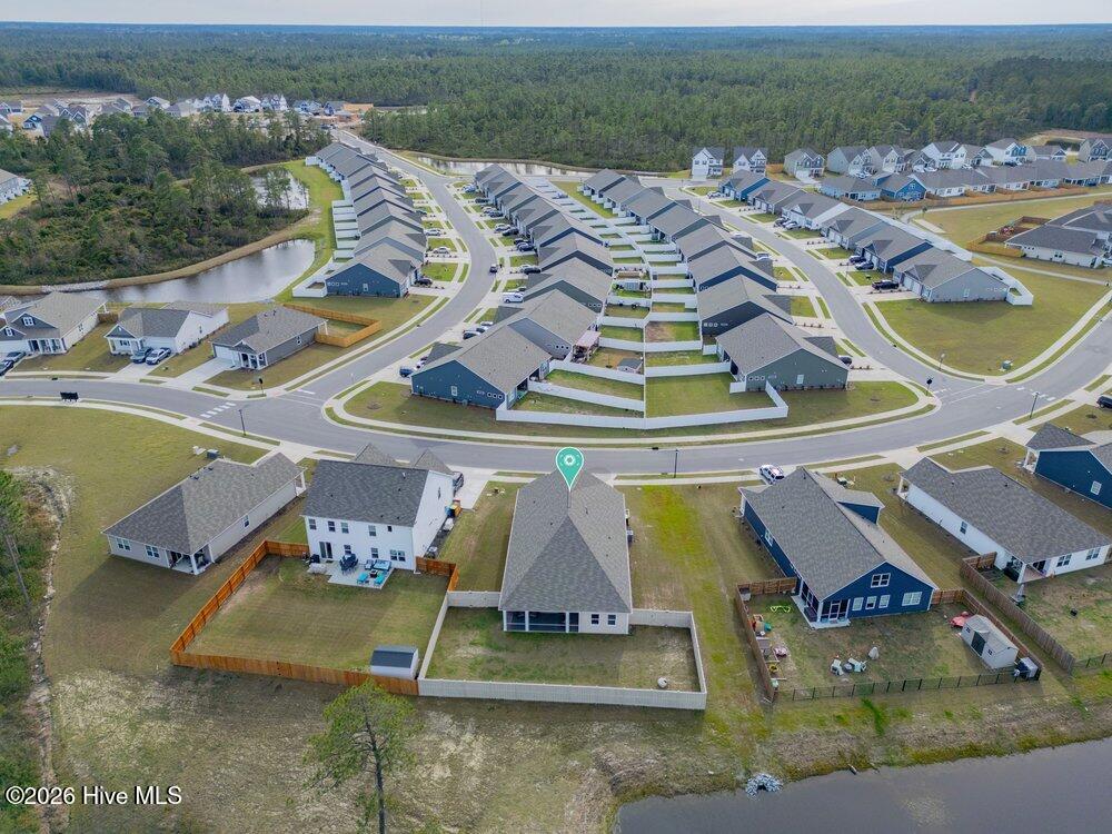 100561956 | Photo 38