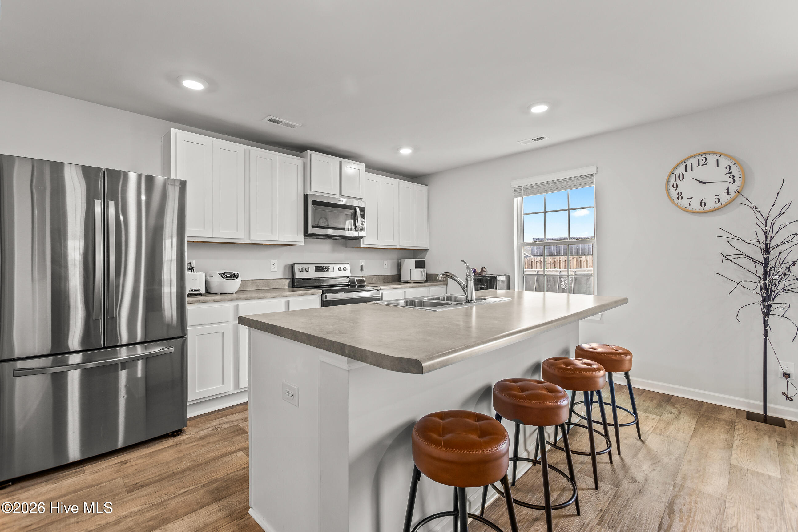 100549740 | Photo 13