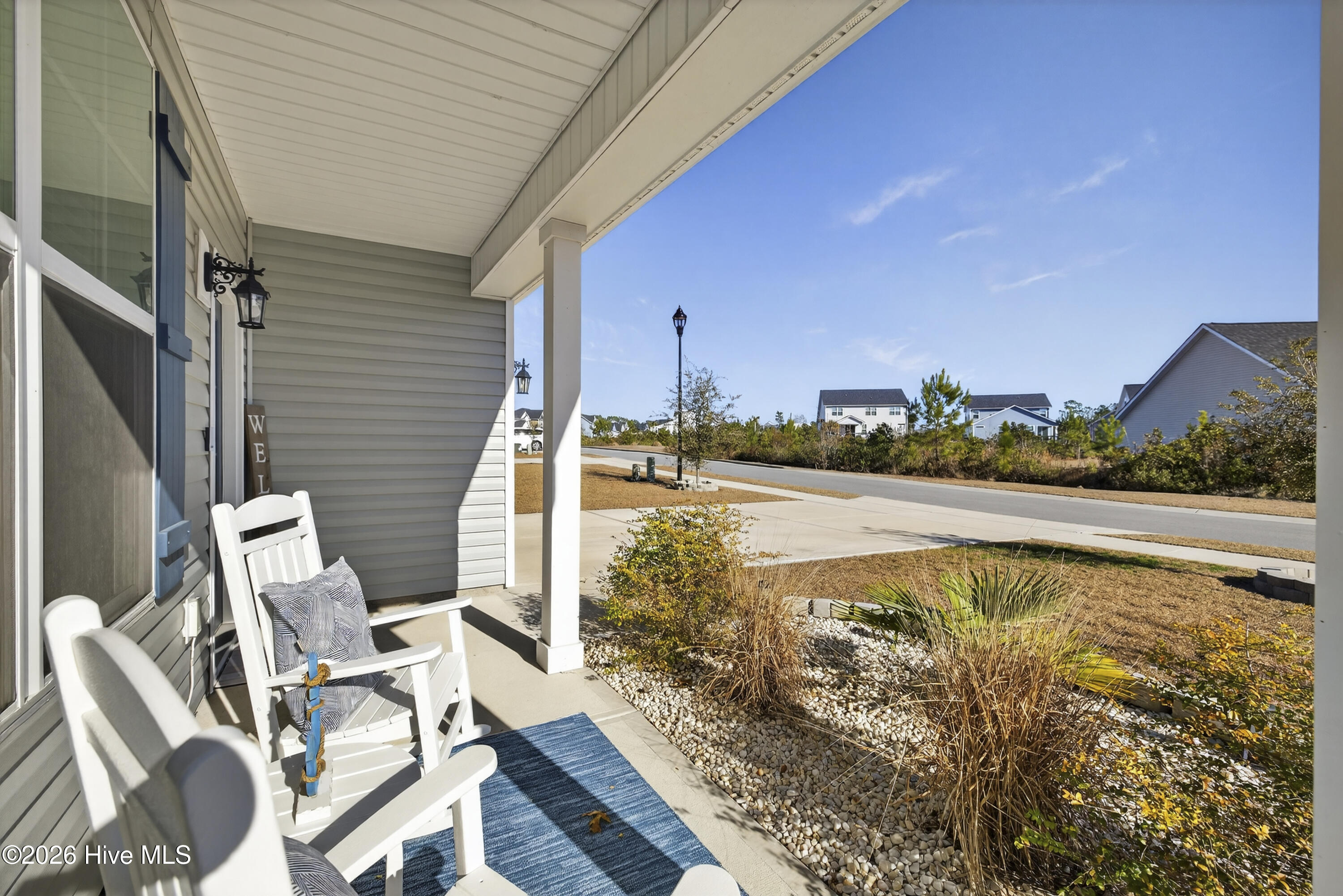 100548256 | Photo 49