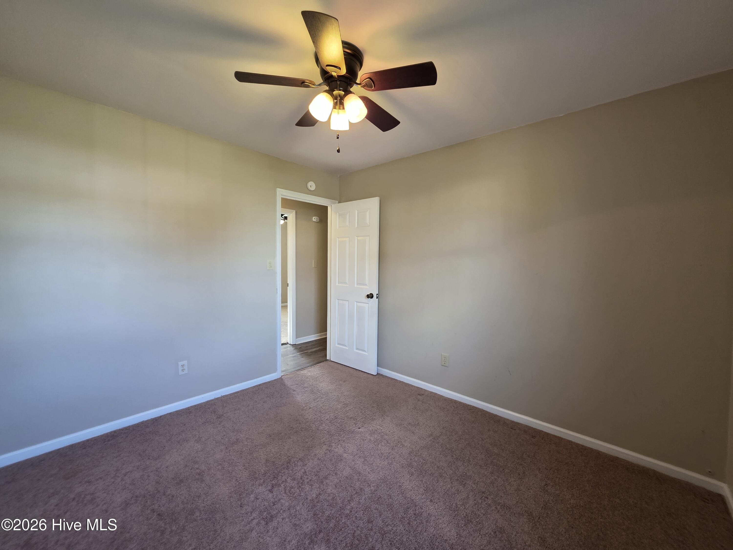 206 S Ginger Drive,Hubert
