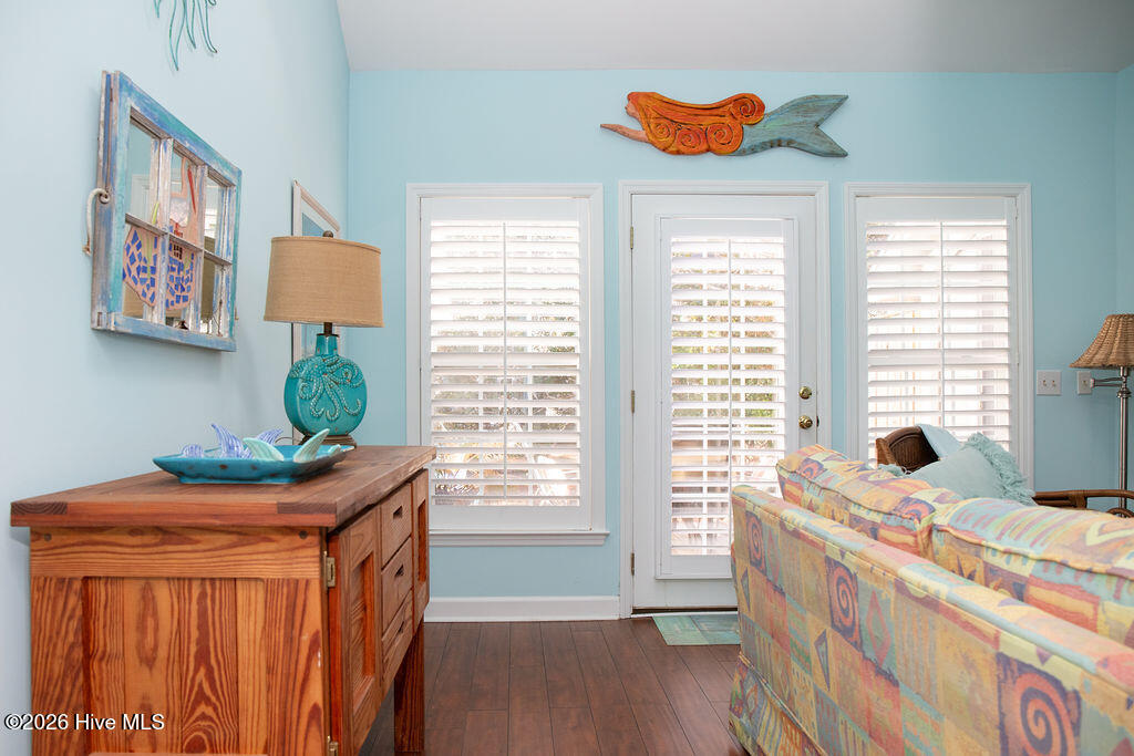 100557478 | Photo 24