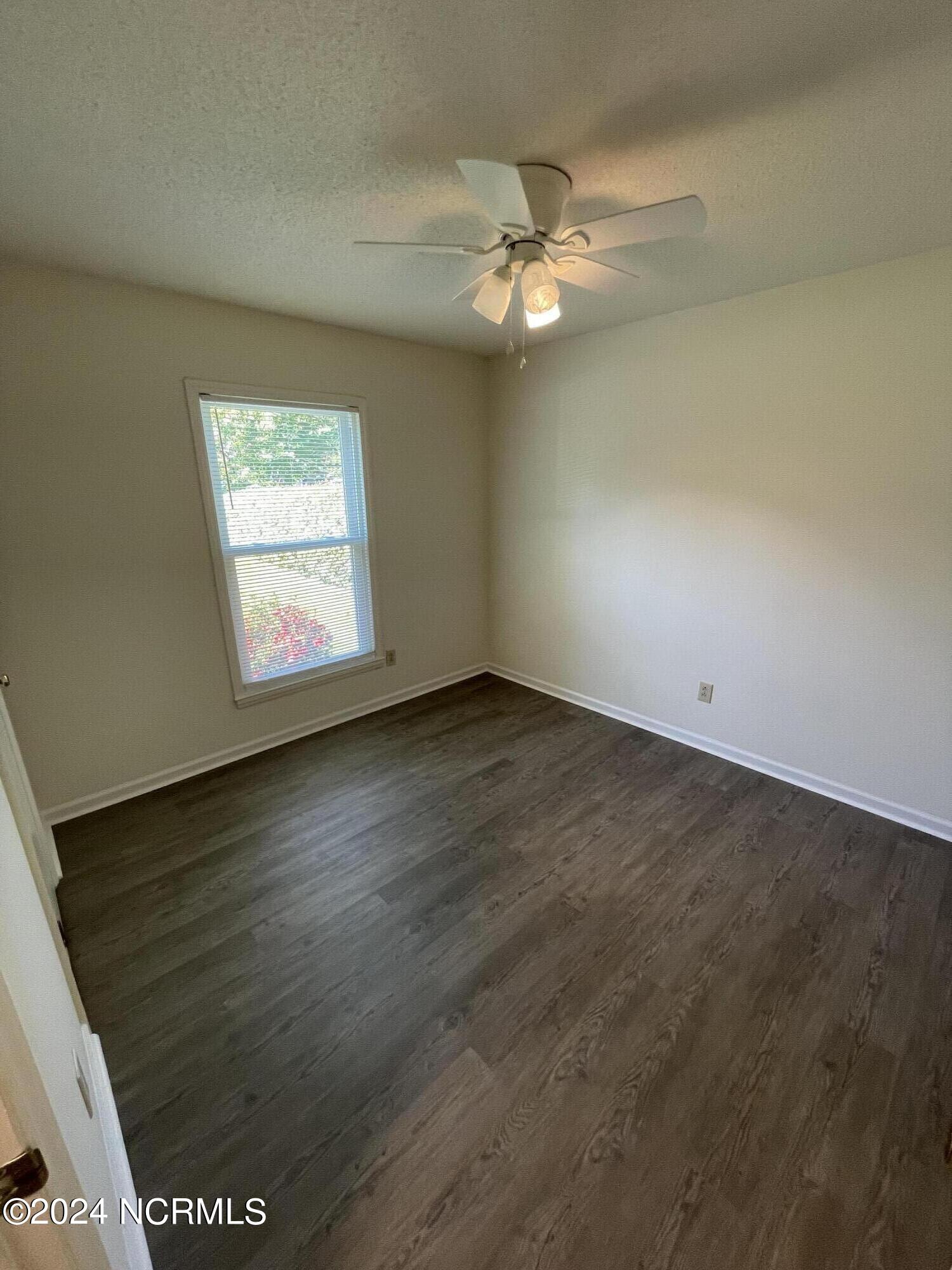 100544416 | Photo 20