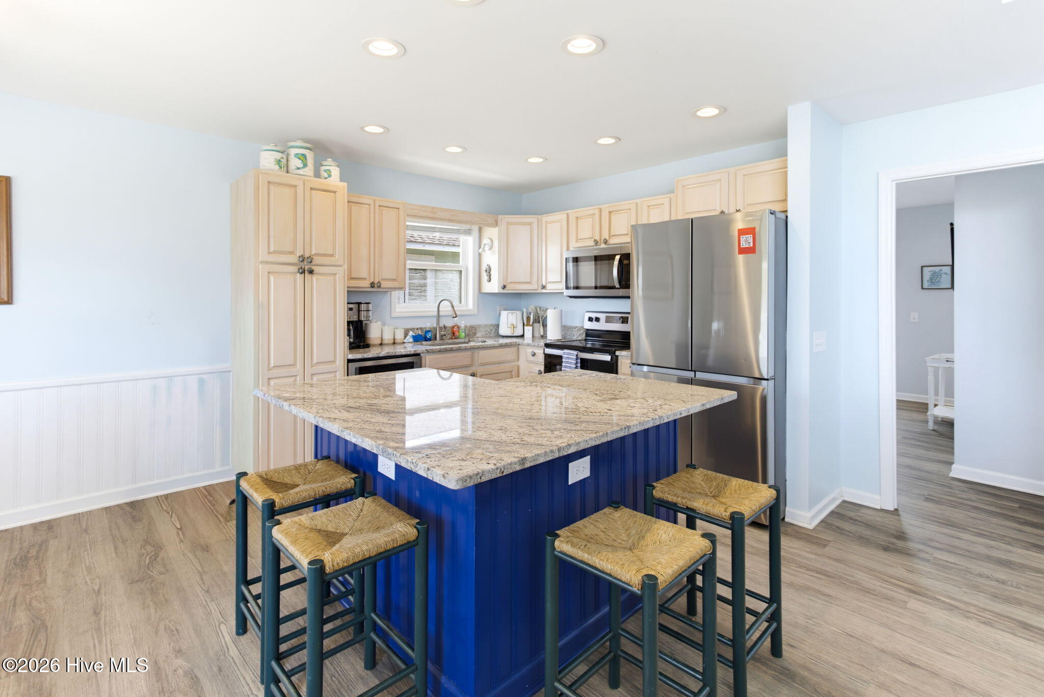Kitchen island with bar seating