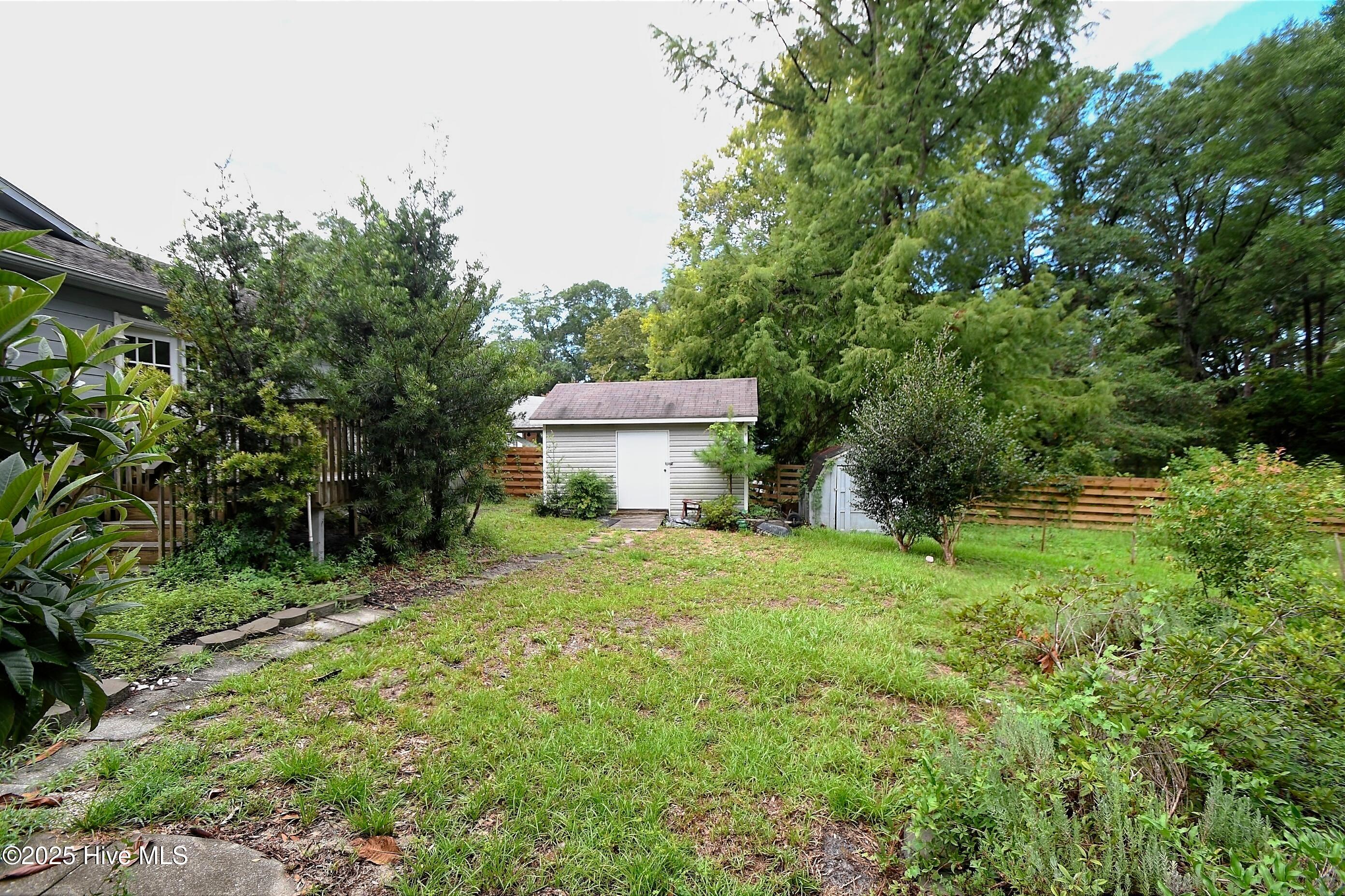 100523819 | Photo 14