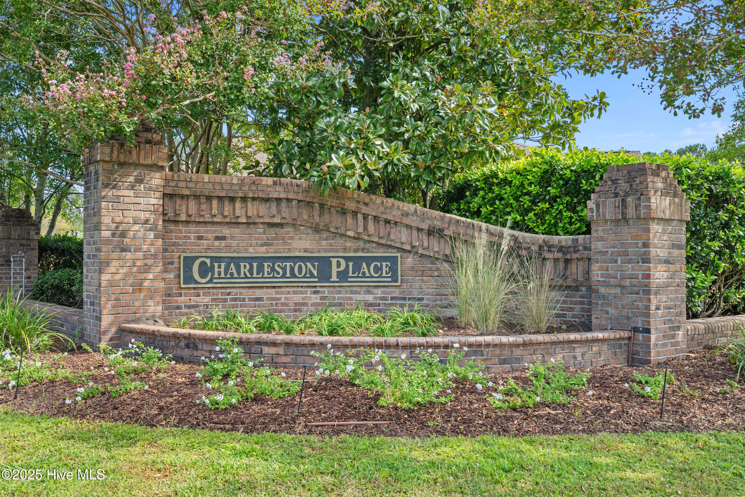 100531761 | Photo 45