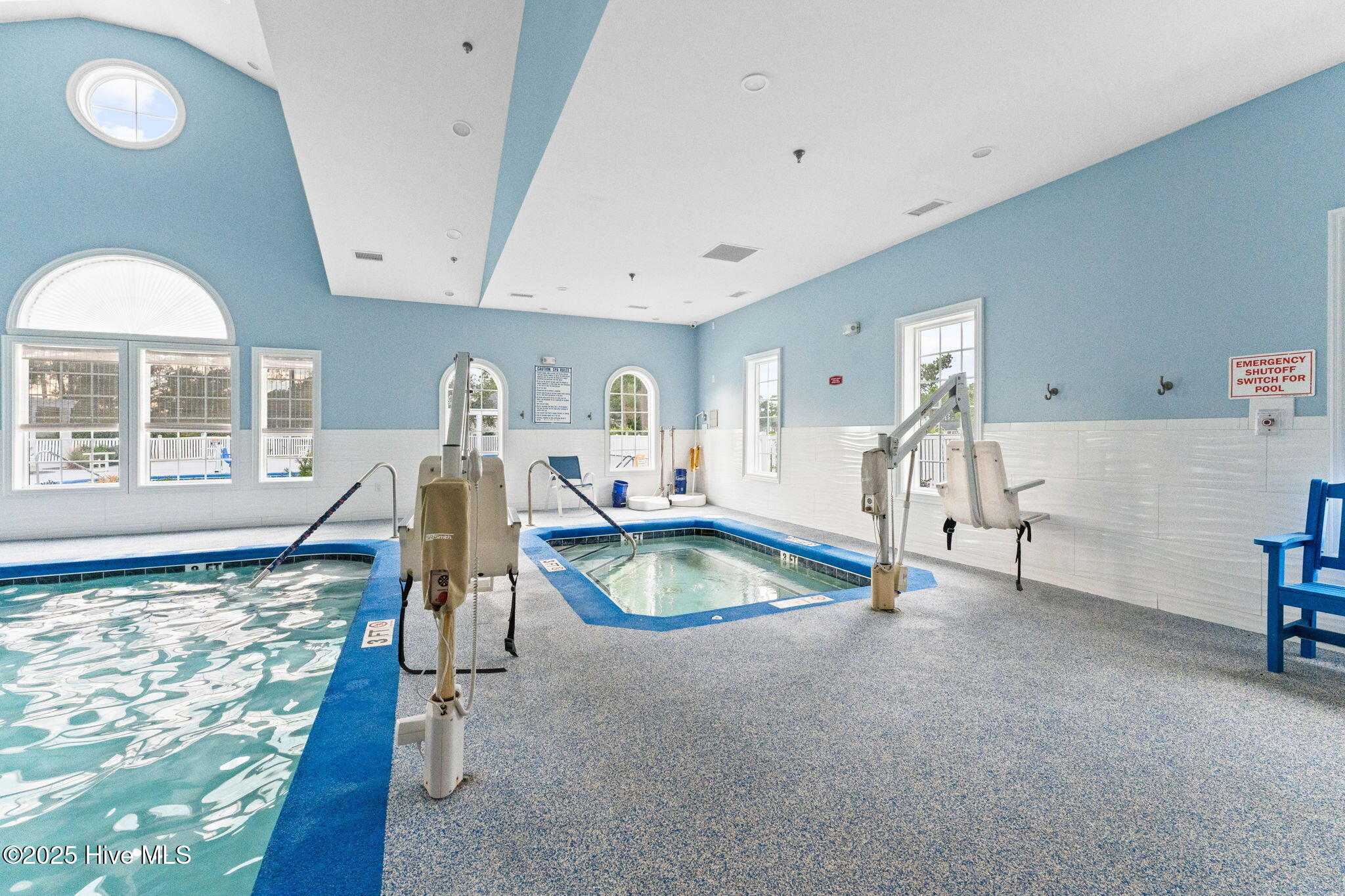 100496126 | Photo 63