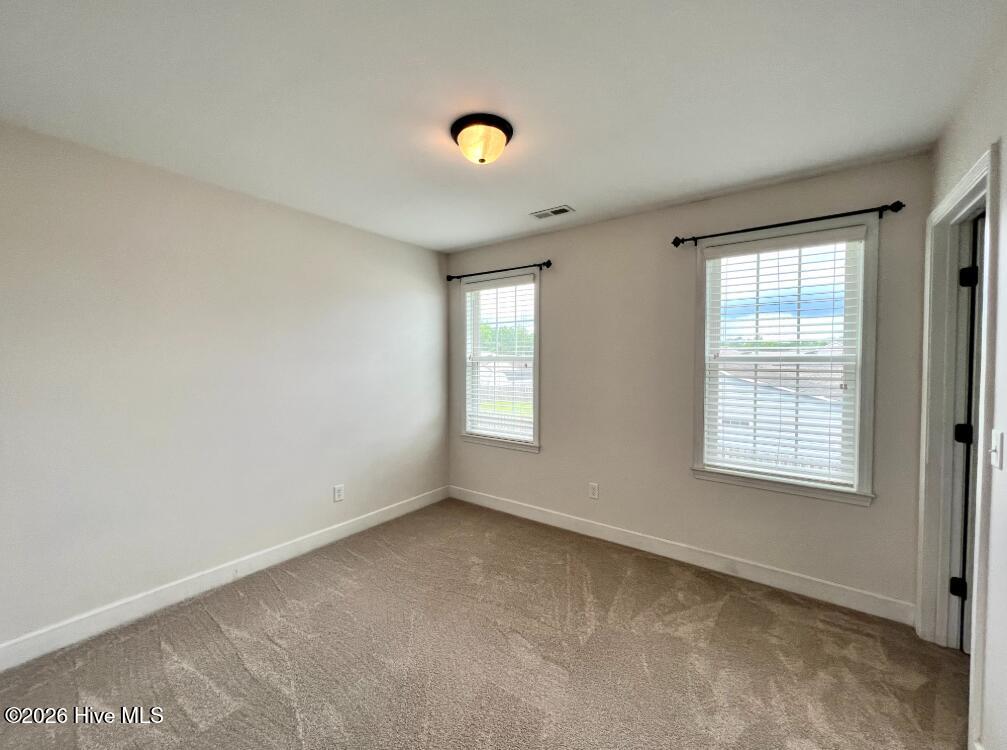 100560572 | Photo 12