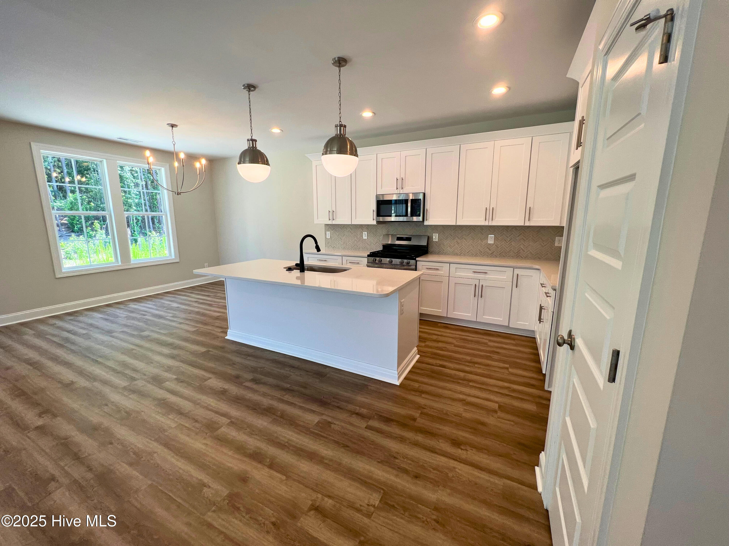 87ed3410-9ad5-4b72-8335-0e9e1162dec1