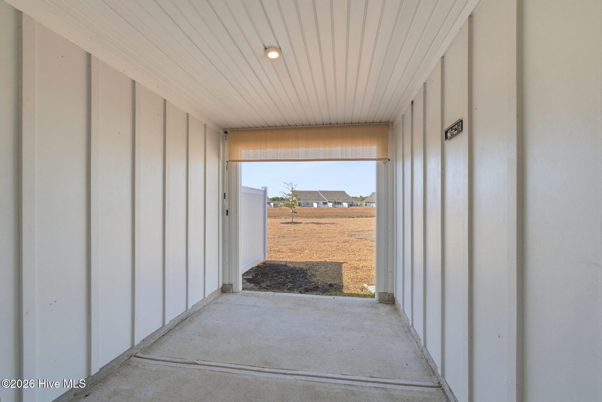 100554684 | Photo 25