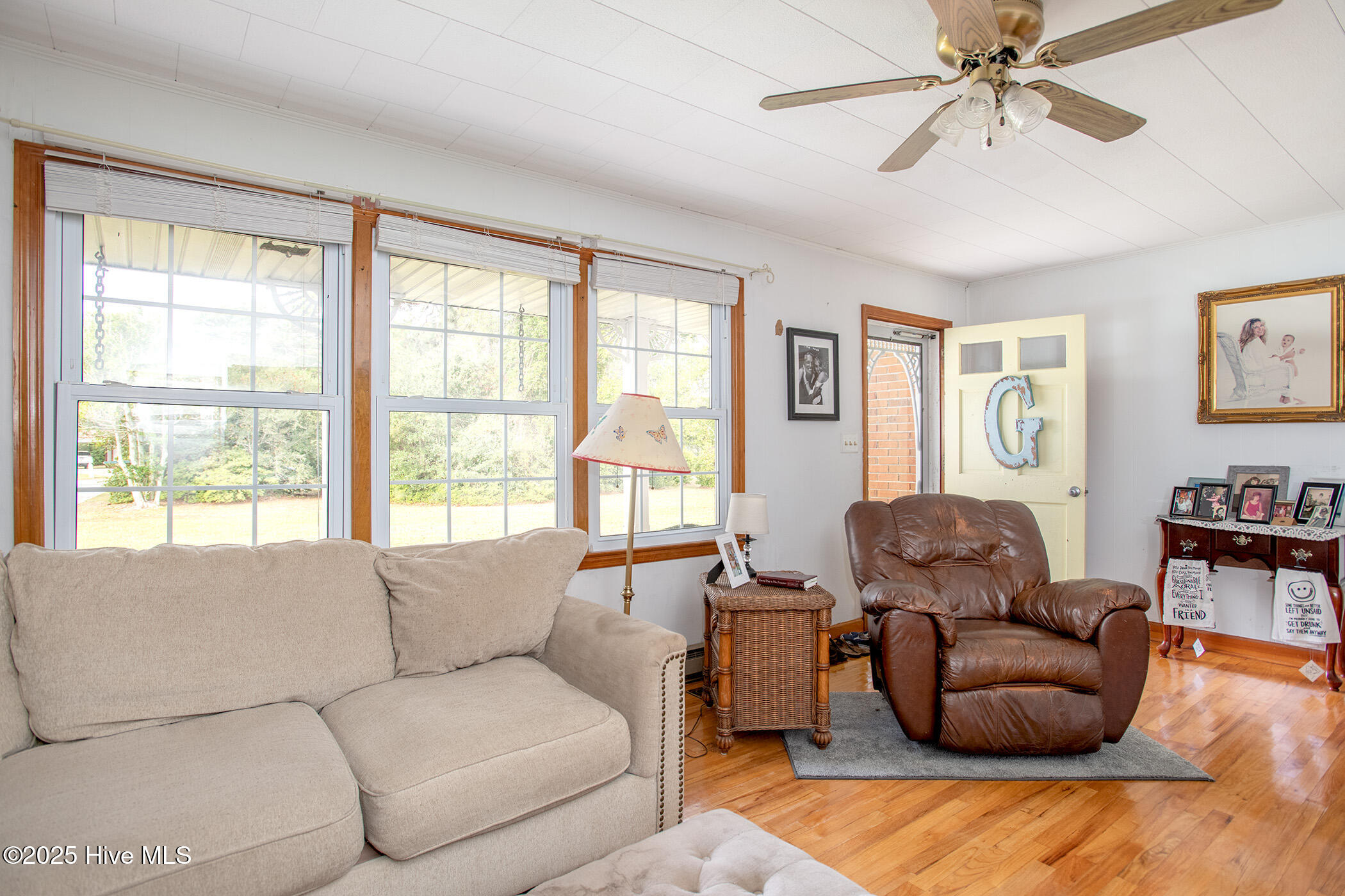 2596 Cedar Island Road,Cedar Island
