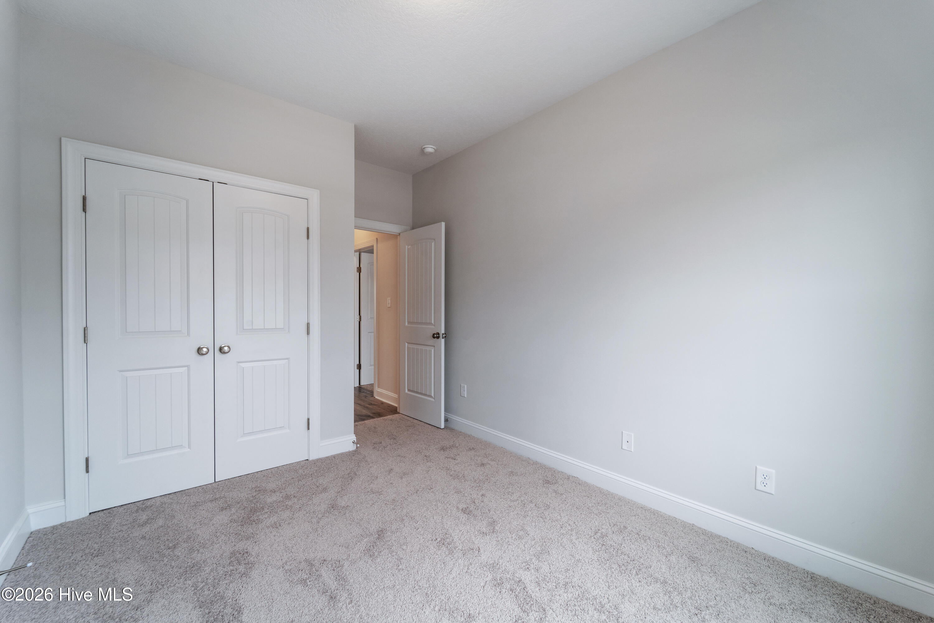 100523498 | Photo 31