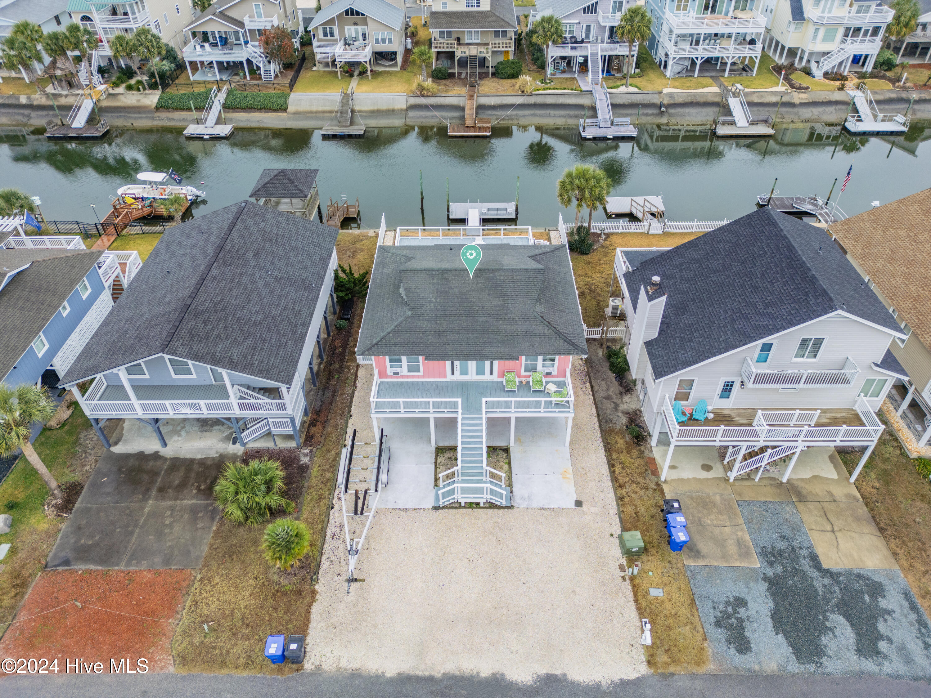 100512671 | Photo 35