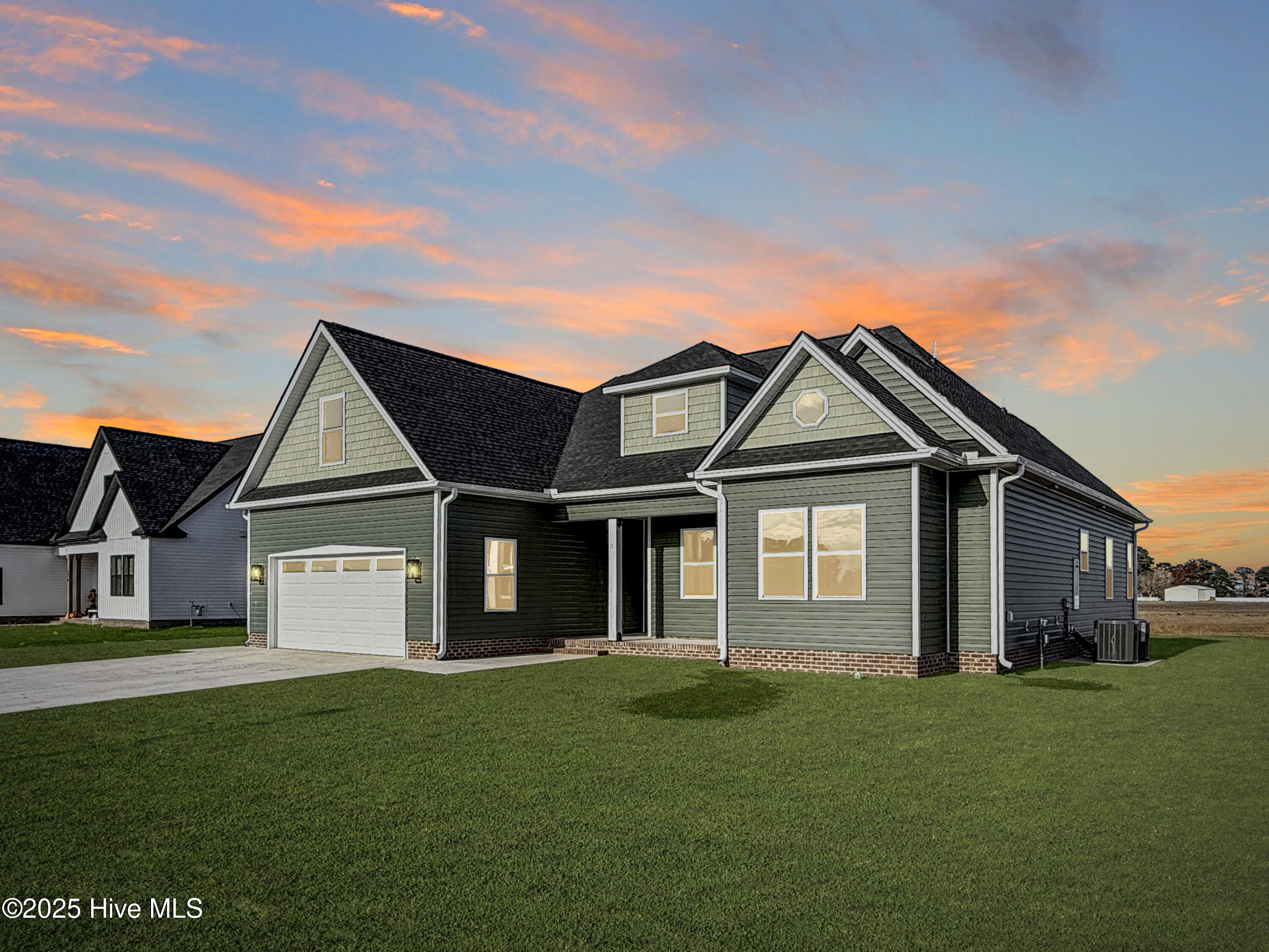 Homes for sale in Elizabeth City, NC | 520 Keel Way, Elizabeth City, NC 27909 | MLS# 100543029