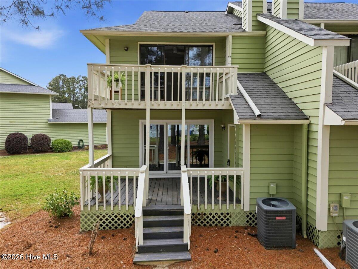 100568234 | Photo 46