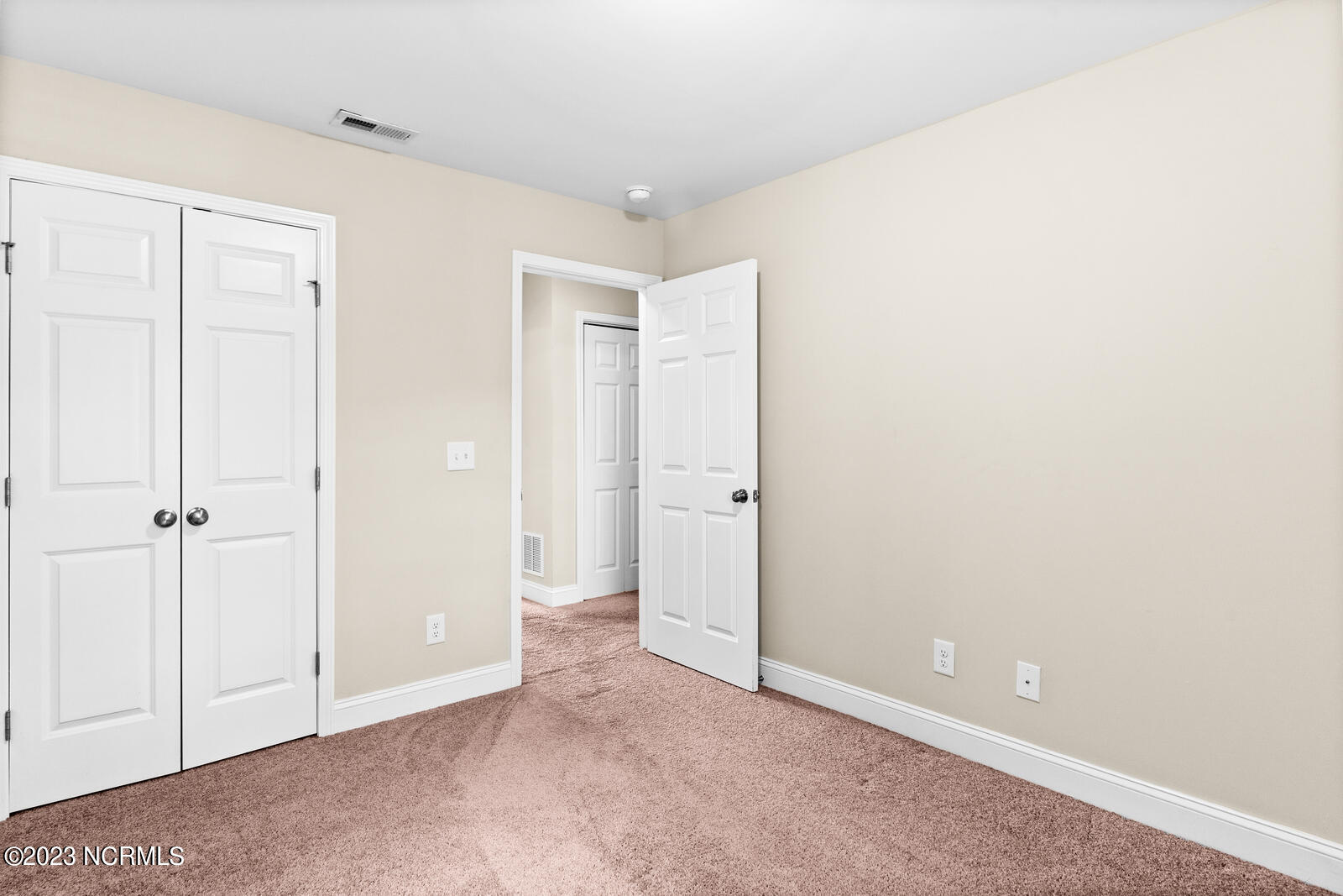 100552237 | Photo 21