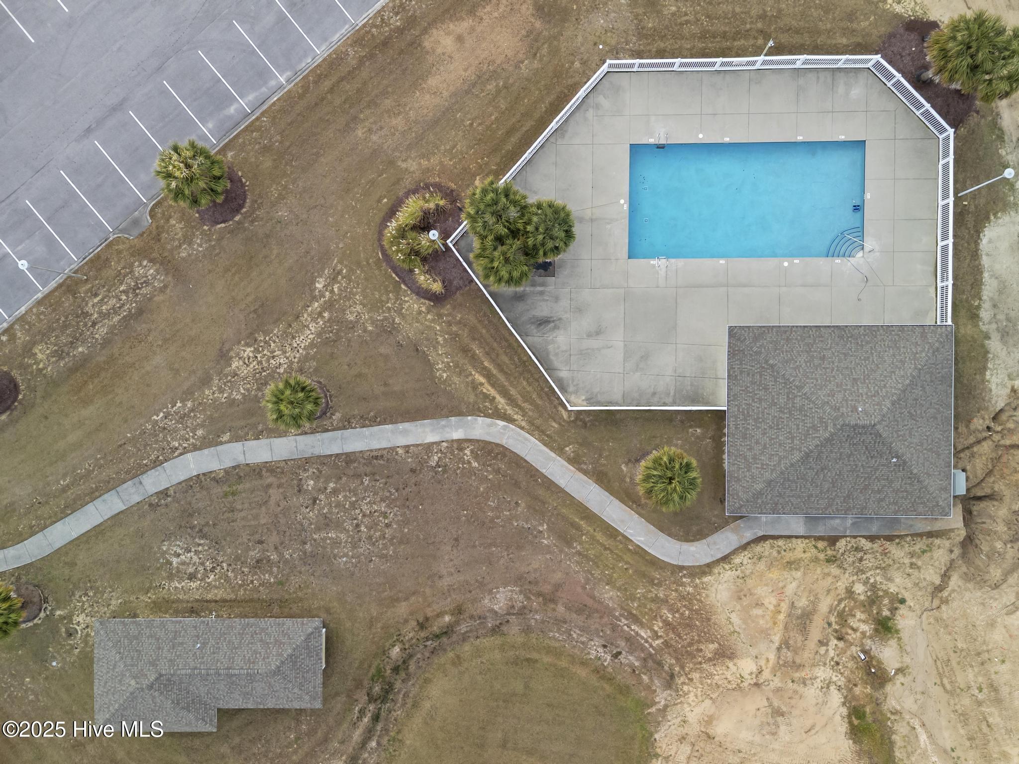 100544751 | Photo 24