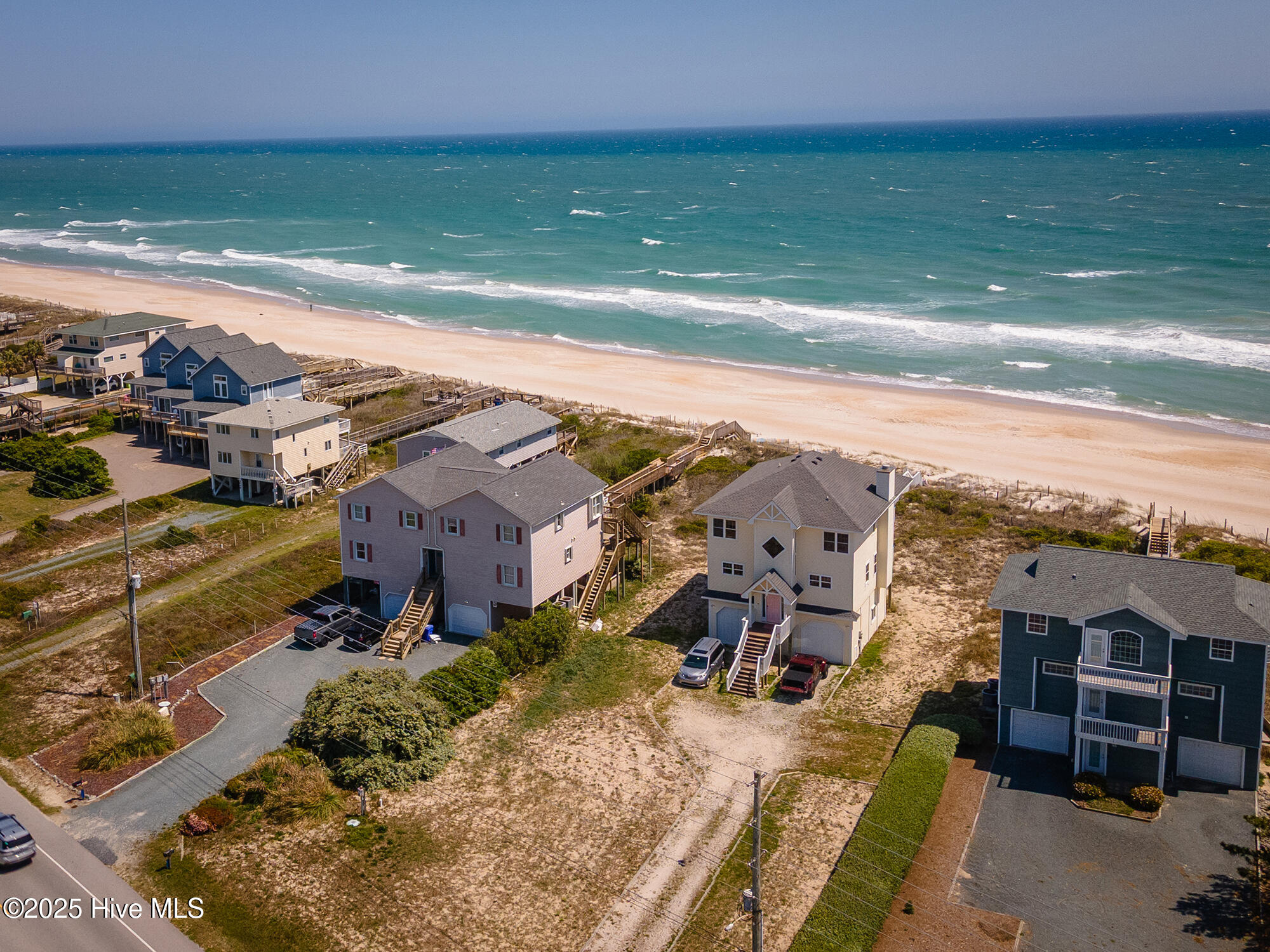 Homes for sale in North Topsail Beach, NC | 3536 Island Dr, North Topsail Beach, NC 28460 | MLS# 100538972