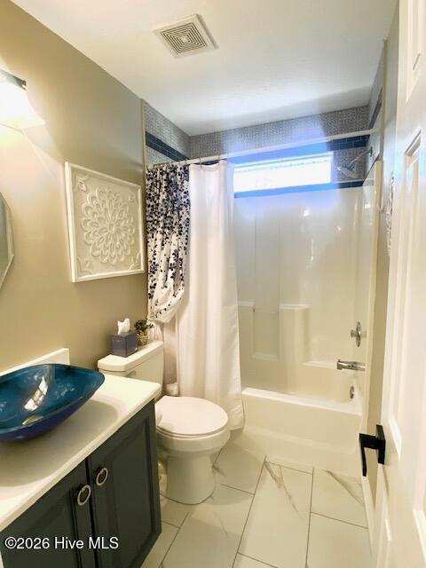 100566156 | Photo 25