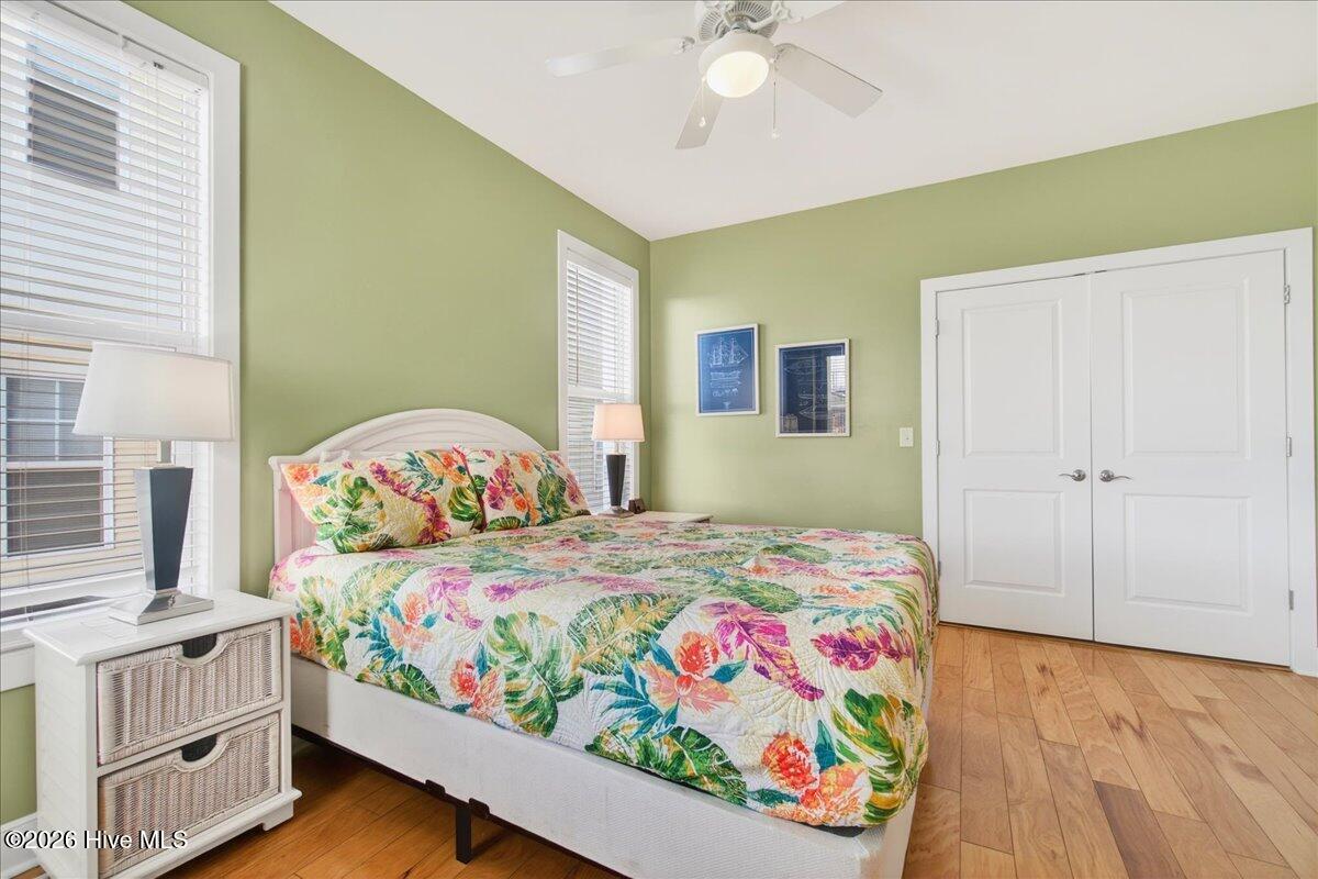 100549293 | Photo 39