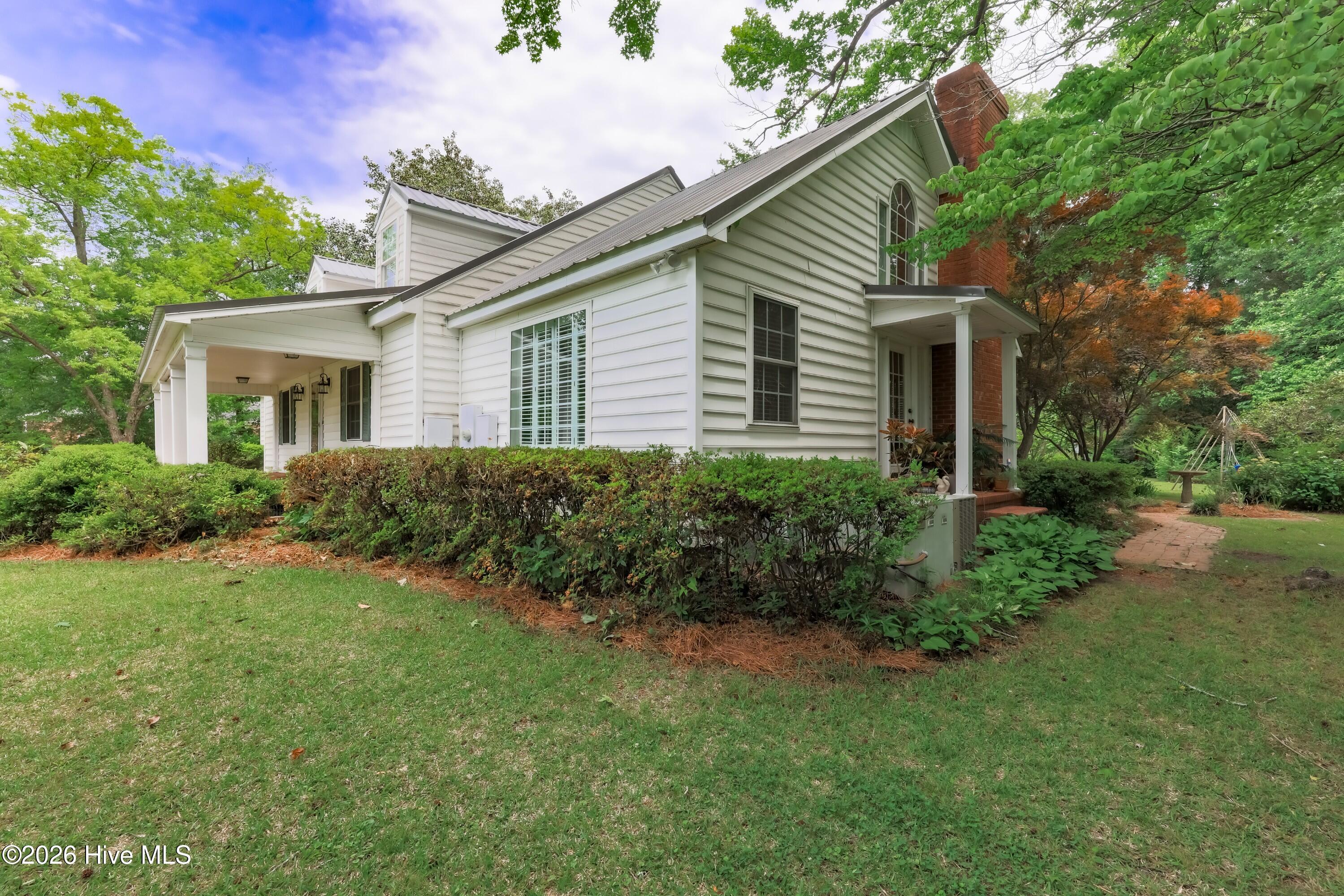 Homes for sale in Wallace, NC | 218 N Duplin St, Wallace, NC 28466 | MLS# 100573333