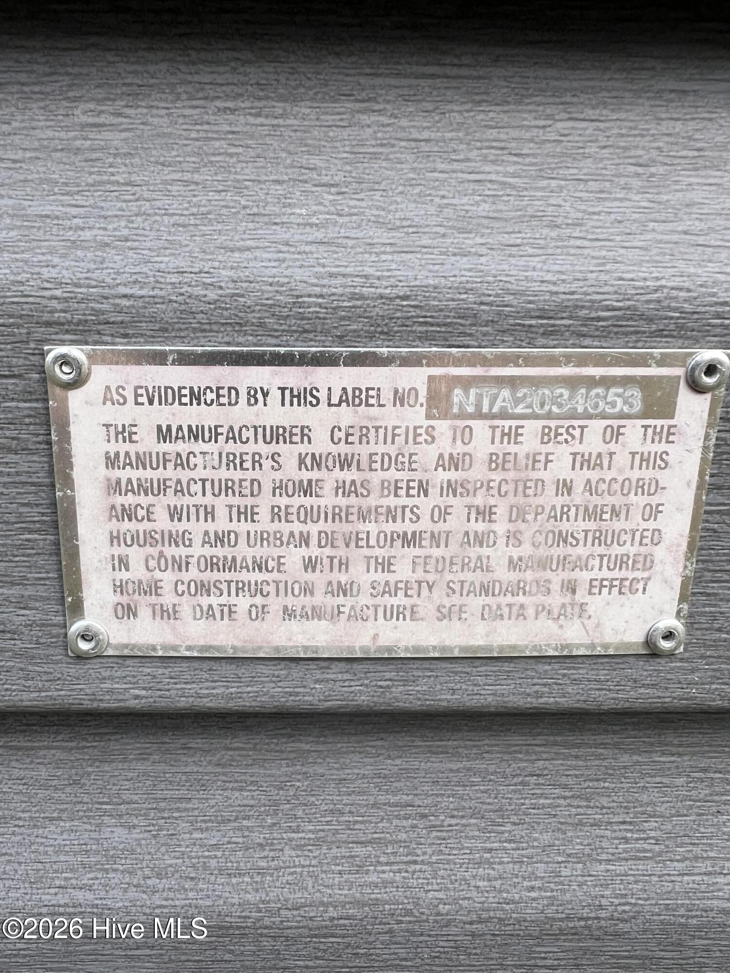 100558277 | Photo 34