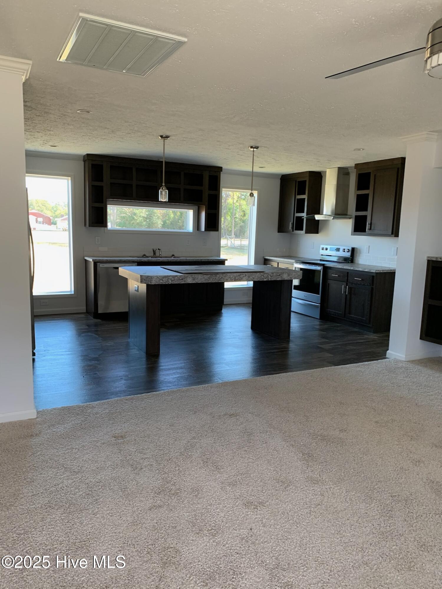 Homes for sale in La Grange, NC | 101 Forest Dr, La Grange, NC 28551 | MLS# 100538211