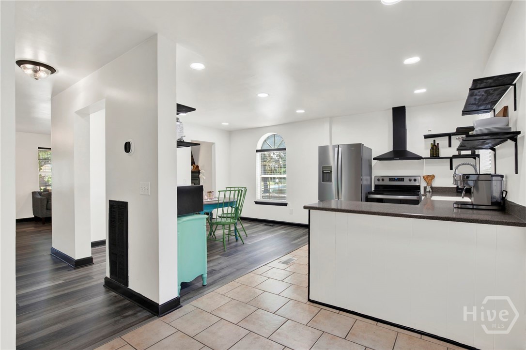 502 Pointe South Drive