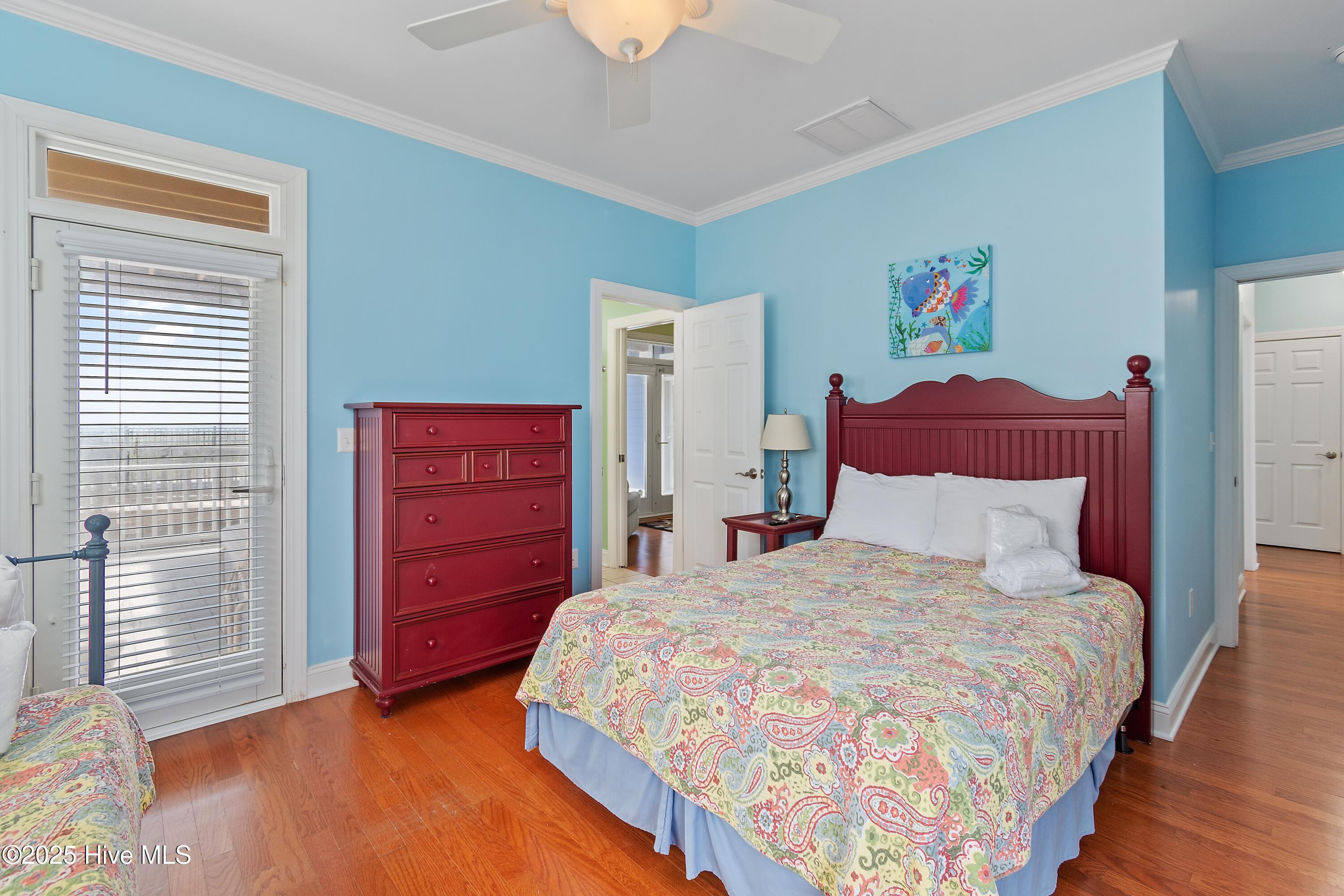 100504065 | Photo 39