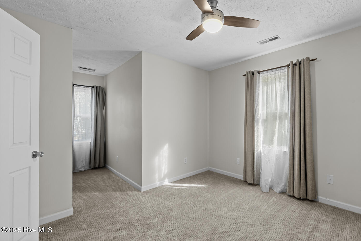 100507722 | Photo 26