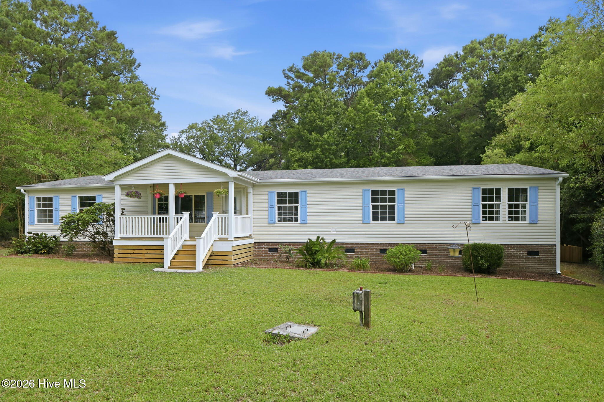 Exterior photo of 110 Southwest Drive, Newport, NC 28570. MLS: 100586624