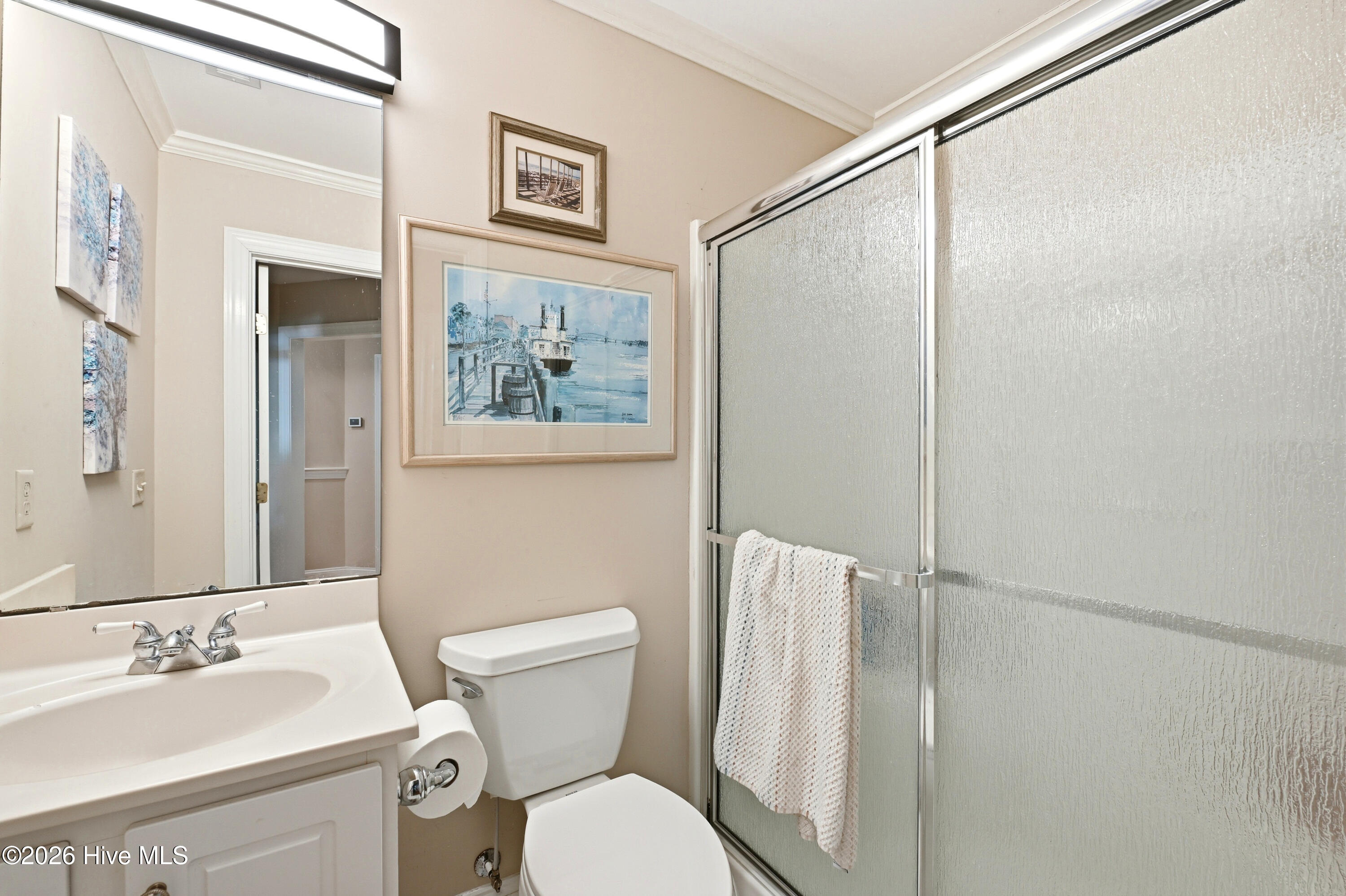 100567999 | Photo 32