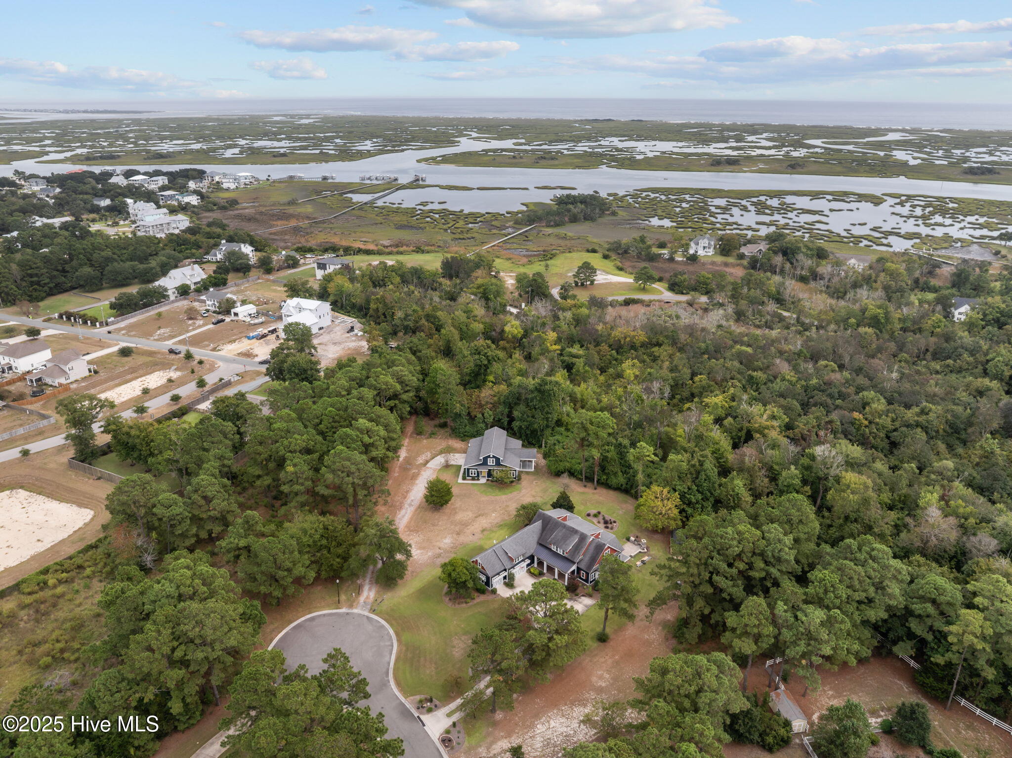 100532333 | Photo 16