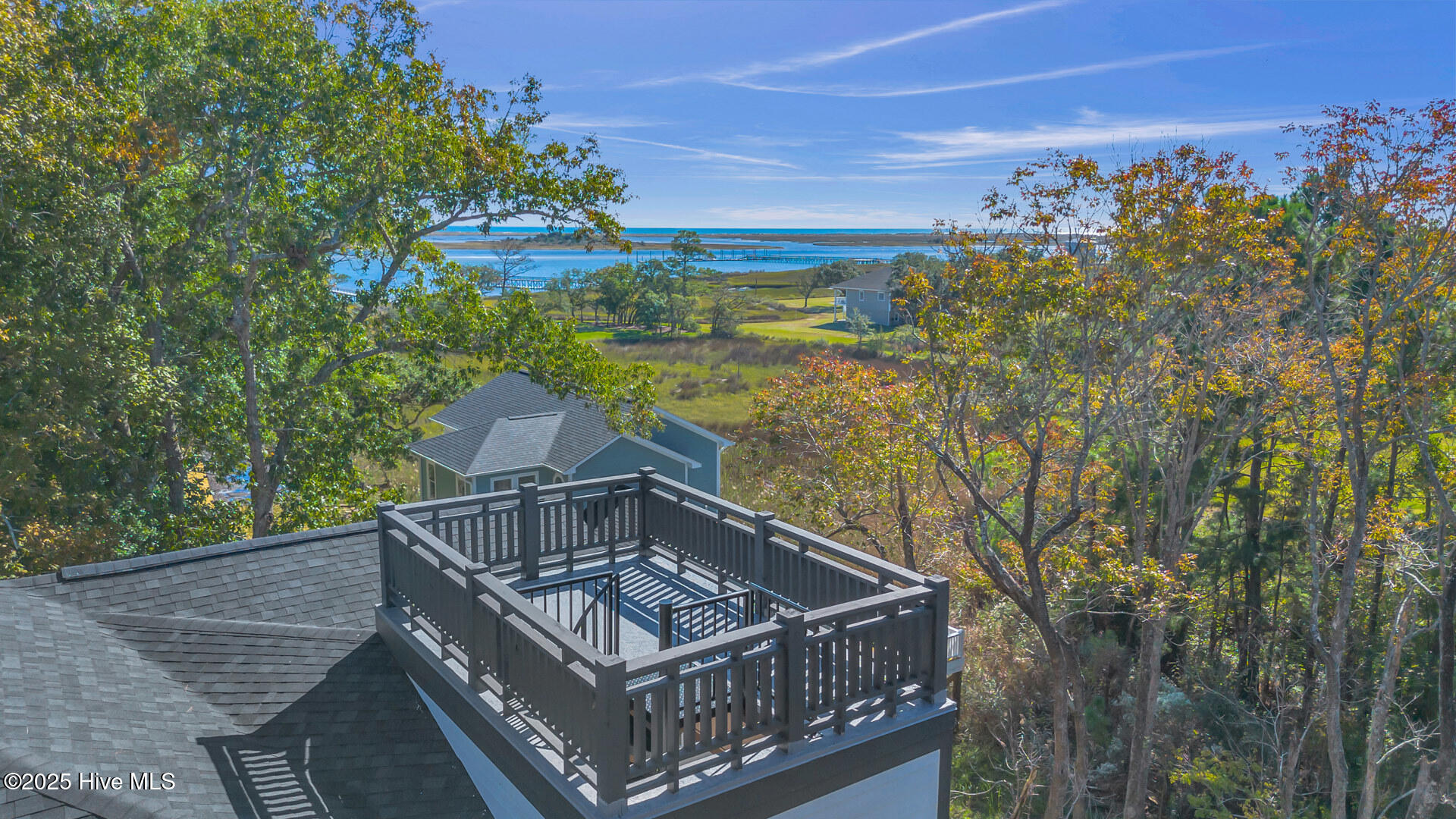 100539388 | Photo 74