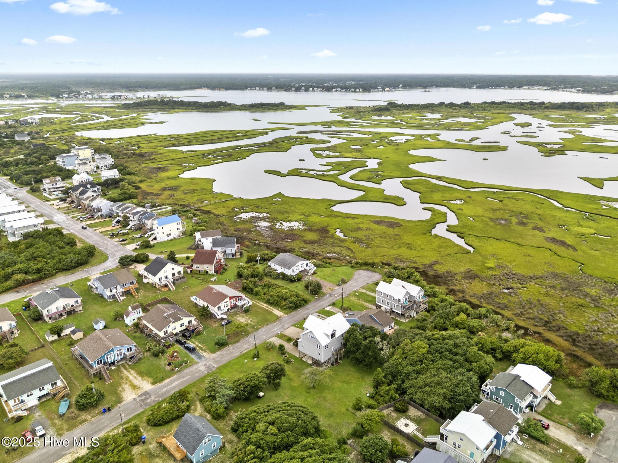 100525730 | Photo 45