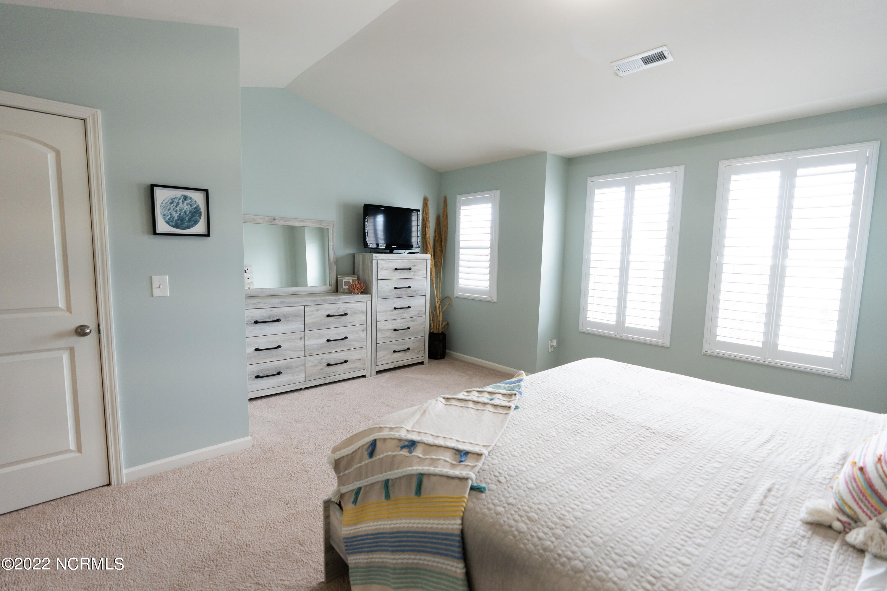 100566513 | Photo 10