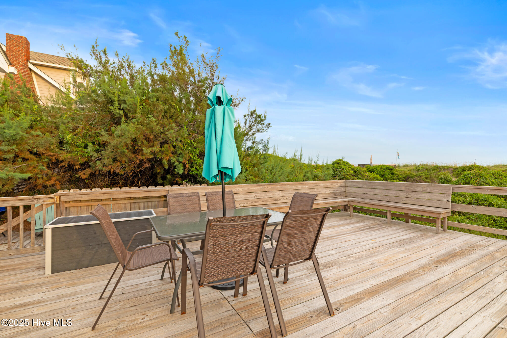 100531510 | Photo 26