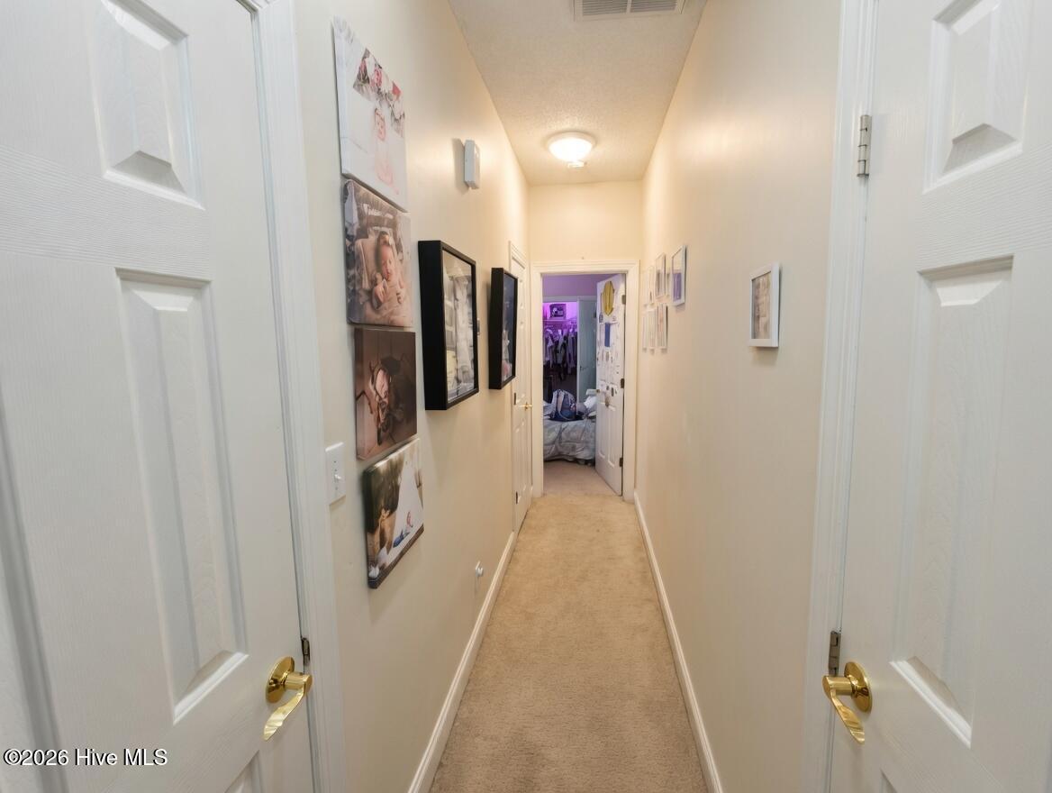 100563366 | Photo 20