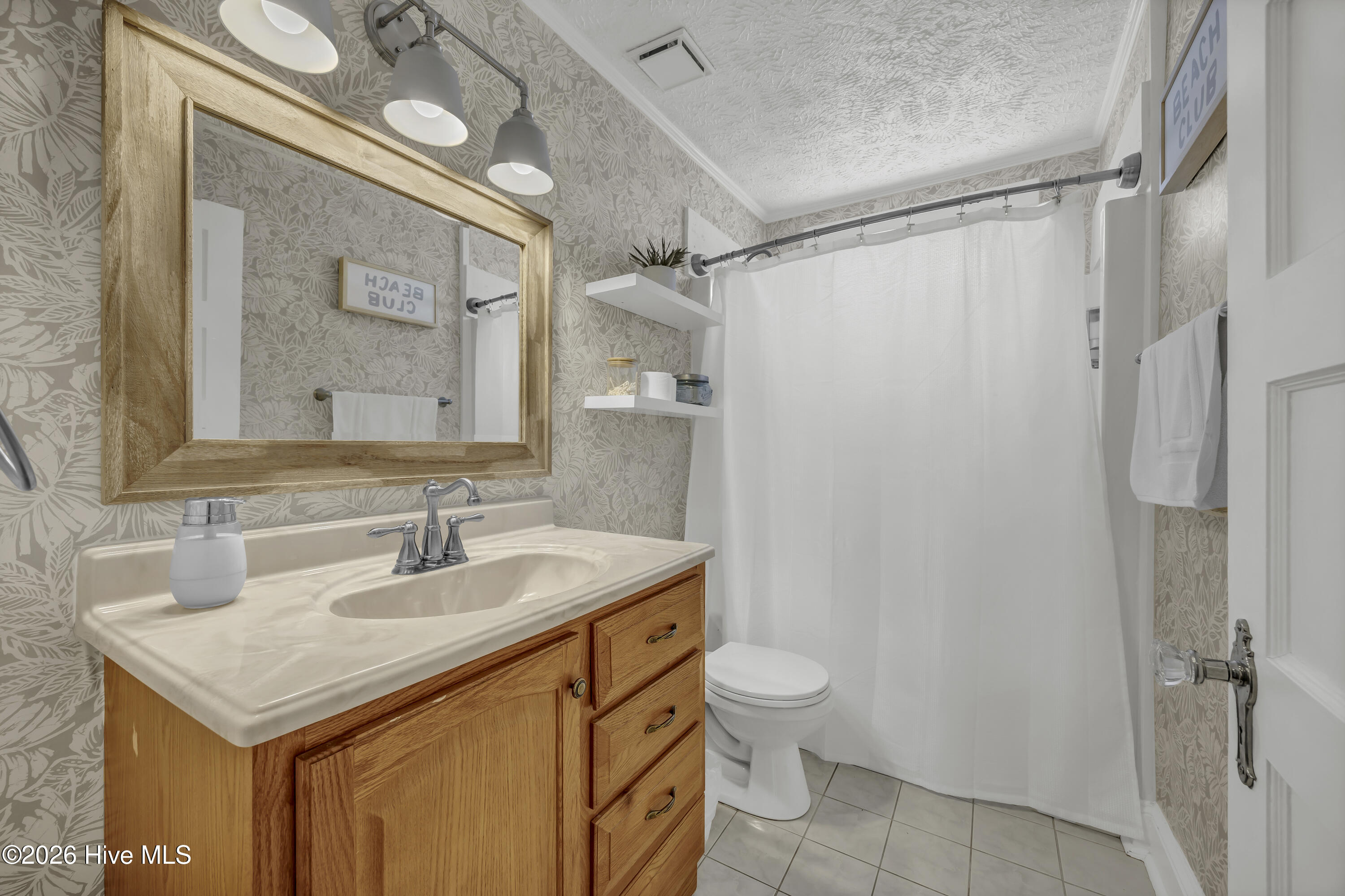 100559910 | Photo 30